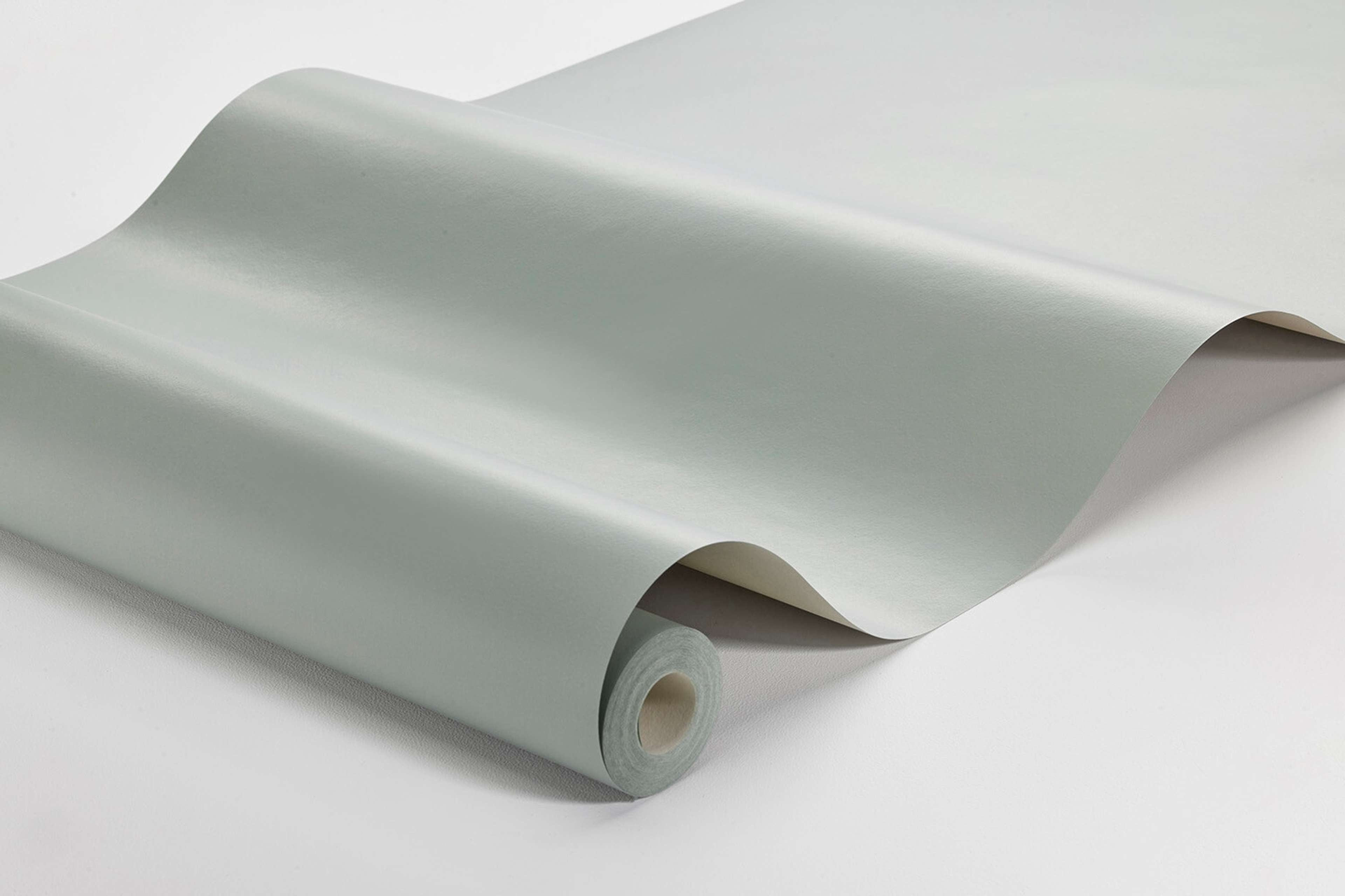 Copper Green tapet enfärgad i grön. Från kollektionen Pigment. Nonwoven-material.