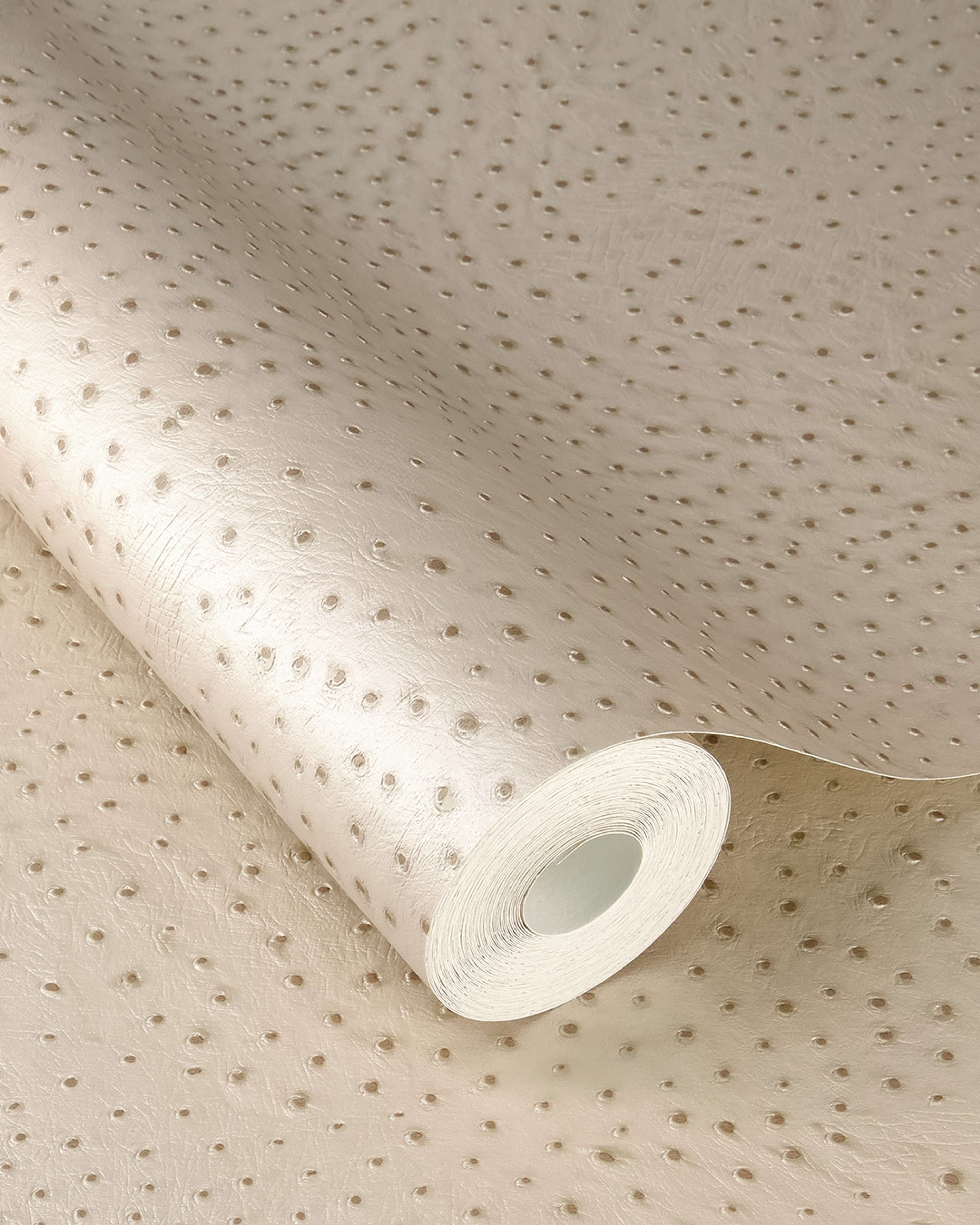 Serengeti 751512 tapet med djur mönster i beige. Från kollektionen Serengeti. Nonwoven-material med rak passning. Passar i vardagsrum och matsal.