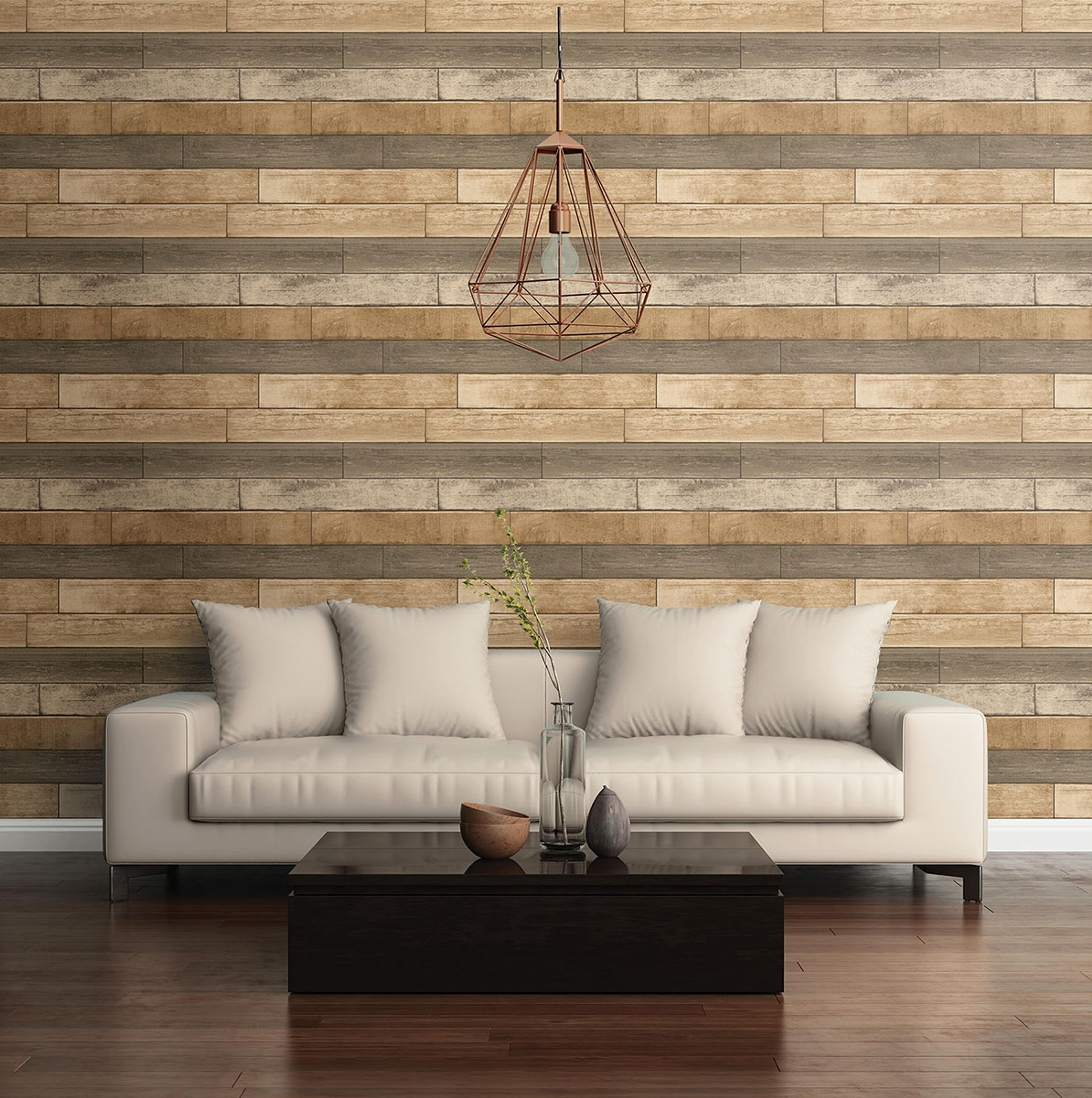 Weathered Plank tapet i brun tapet med tegelsten mönster i brun. Från kollektionen trilogy. Nonwoven-material med rak passning. Passar i vardagsrum och matsal.