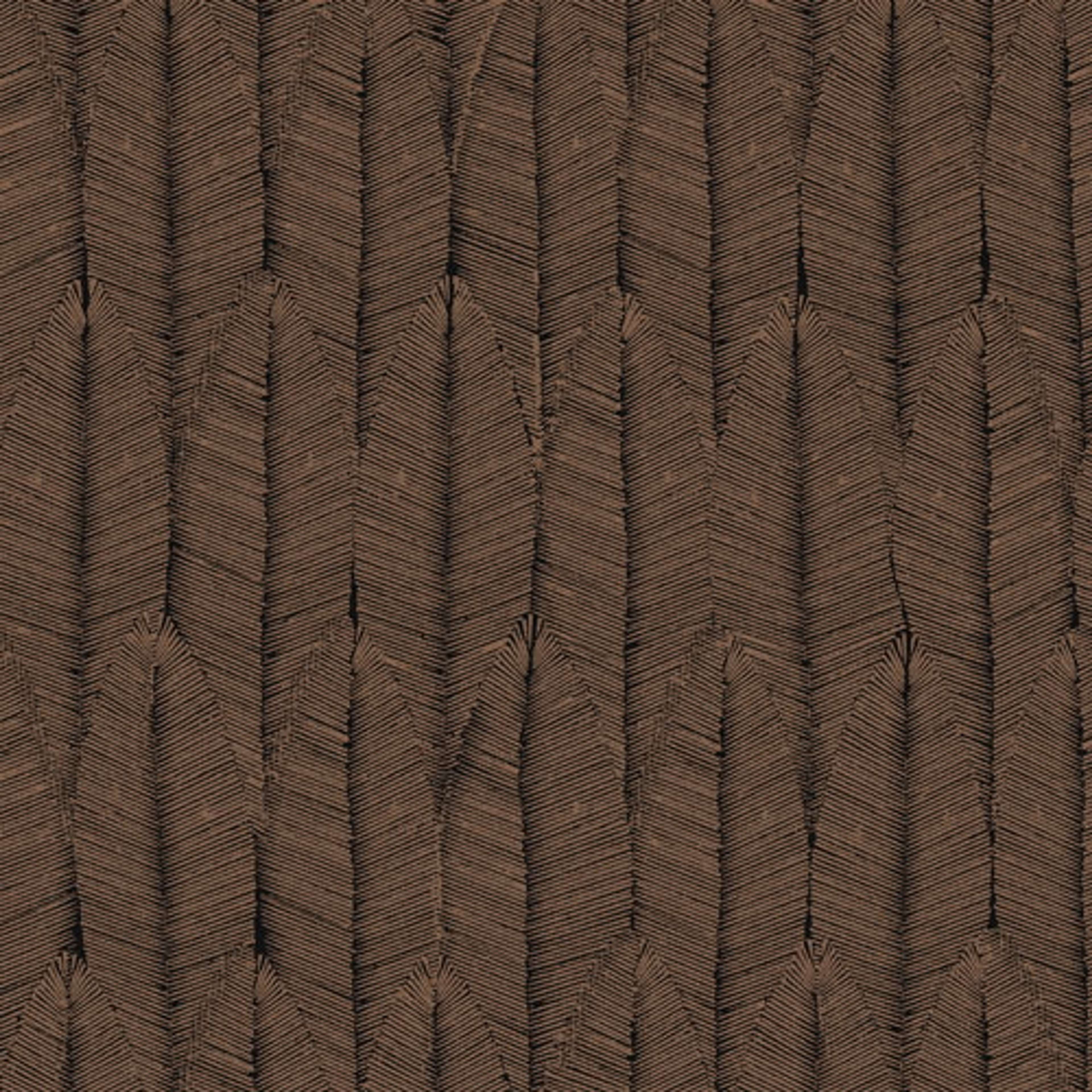 Ayo Bison tapet tapet från Midbec med botaniskt mönster i grå. Från kollektionen Tribute. Nonwoven-material med förskjuten passning. Passar i vardagsrum, matsal och hall.