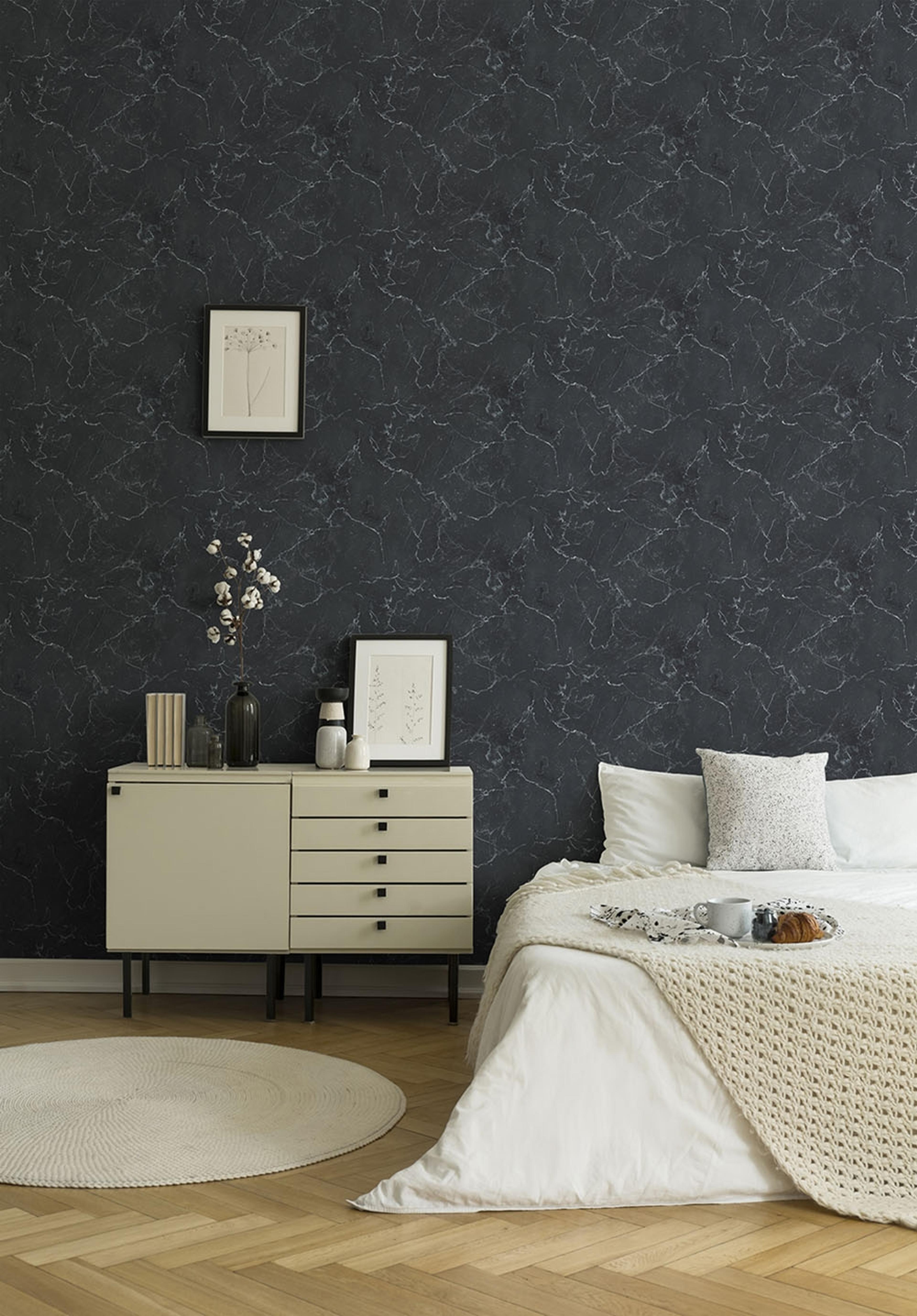 Aruba Marble tapet med tegelsten mönster i grå. Från kollektionen Aruba. Nonwoven-material med förskjuten passning. Passar i vardagsrum och matsal.