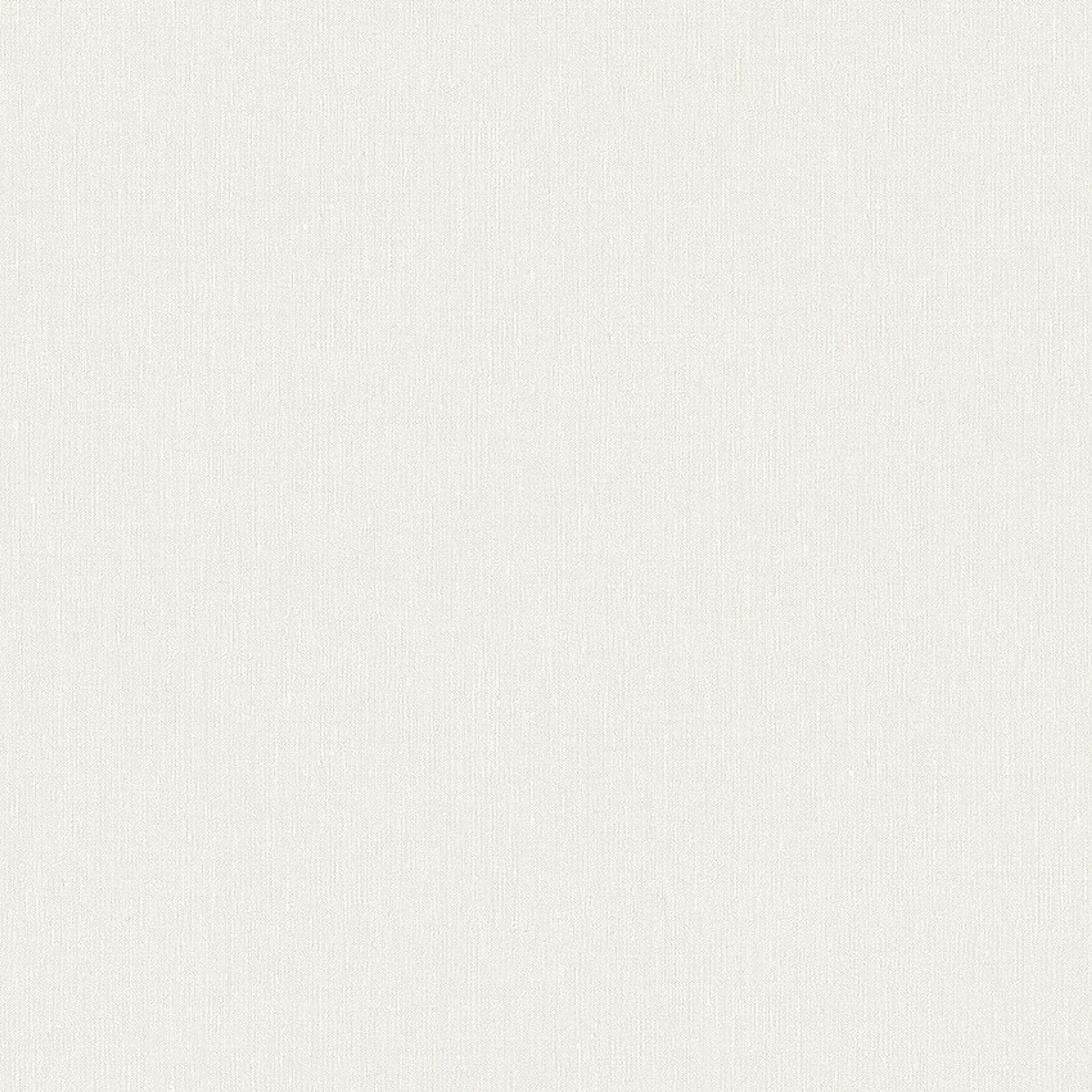 Calm White tapet med enfargat, textilimitation mönster i vit. Från kollektionen Linen. Nonwoven-material. Passar i vardagsrum och matsal.