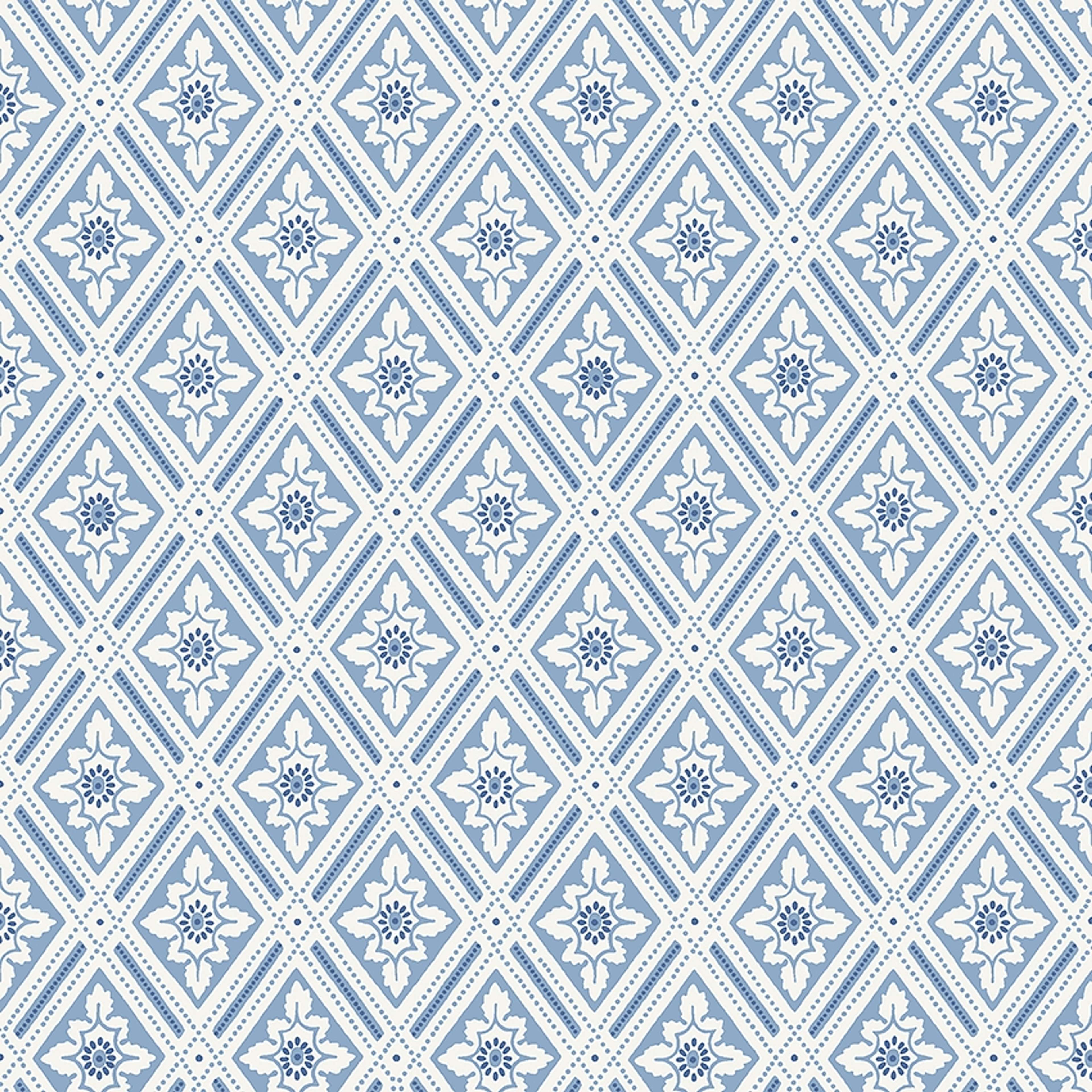 Ester, tapet tapet med medaljonger, trellis mönster i vit och blå. Från kollektionen Blue & White. Nonwoven-material med förskjuten passning. Passar i vardagsrum.