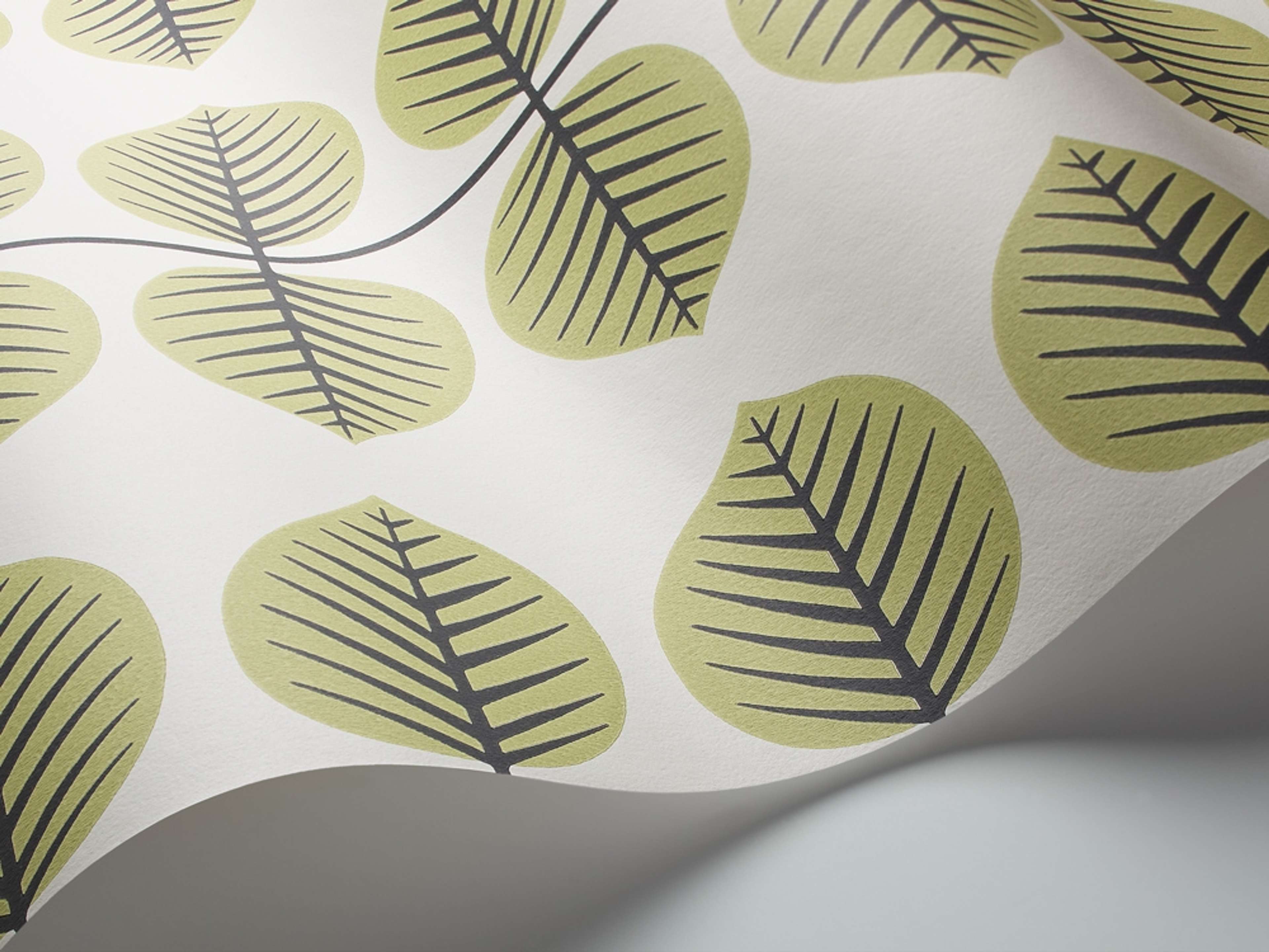 Berså II från Boråstapeter i vit, grön och multifärg. Från kollektionen Scandinavian Designers Mini.