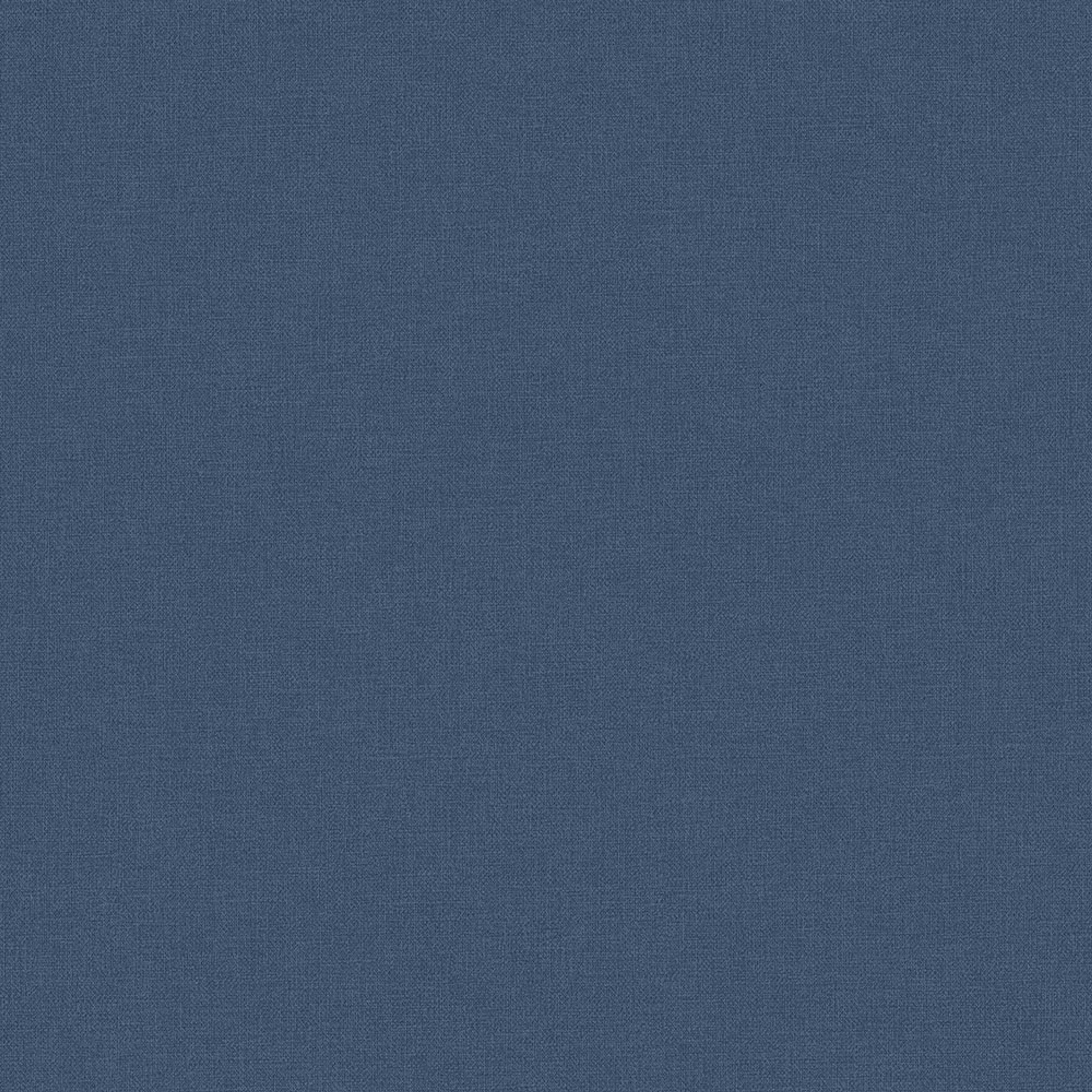 Panama Uni tapet i blå tapet enfärgad i blå. Från kollektionen jungle fever. Nonwoven-material med fri passning. Passar i vardagsrum och matsal.