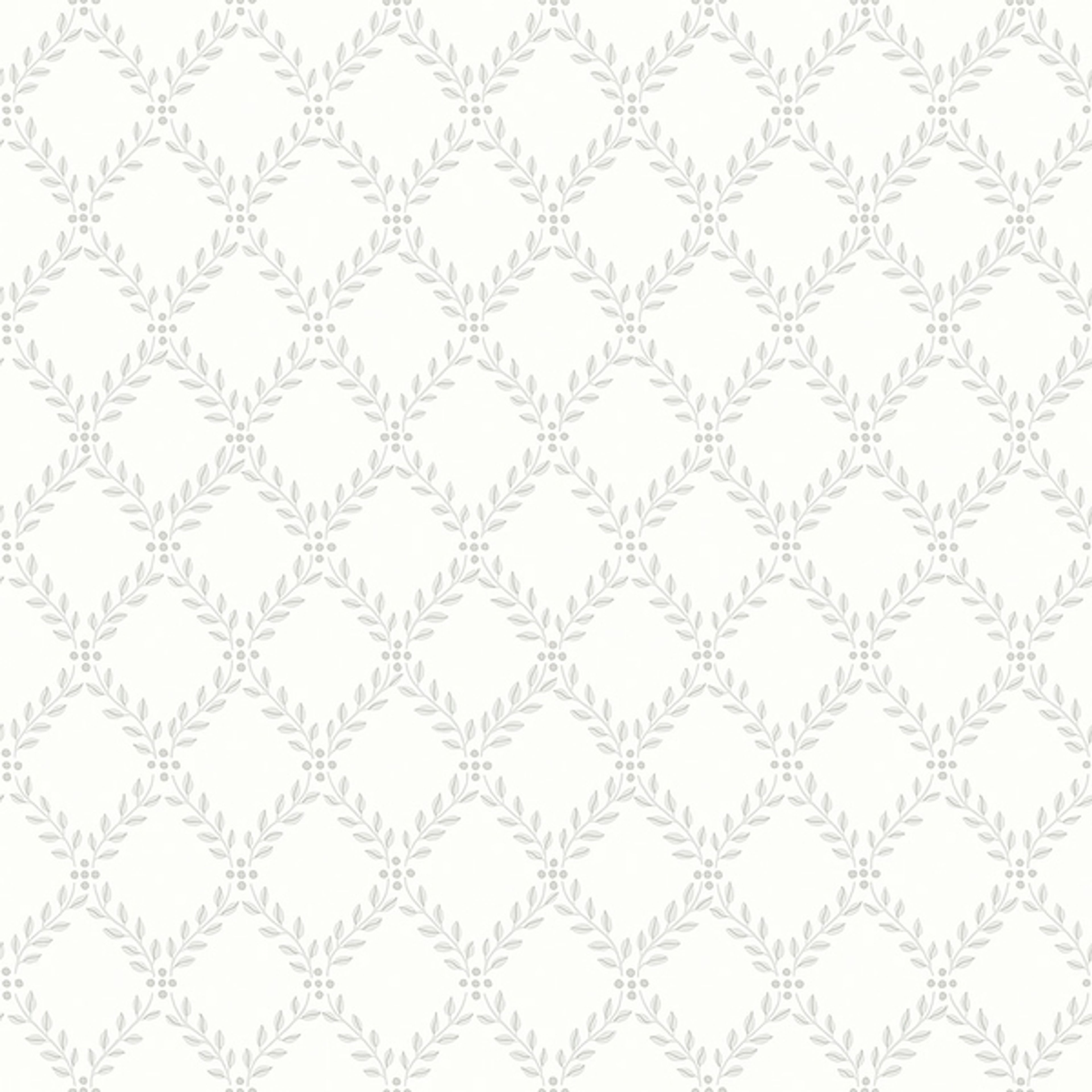 Trellis Leaves, vit/ljusgrå tapet från Boråstapeter med rutigt, geometriskt, trellis mönster i grå. Från kollektionen Falsterbo III. Nonwoven-material med rak passning.