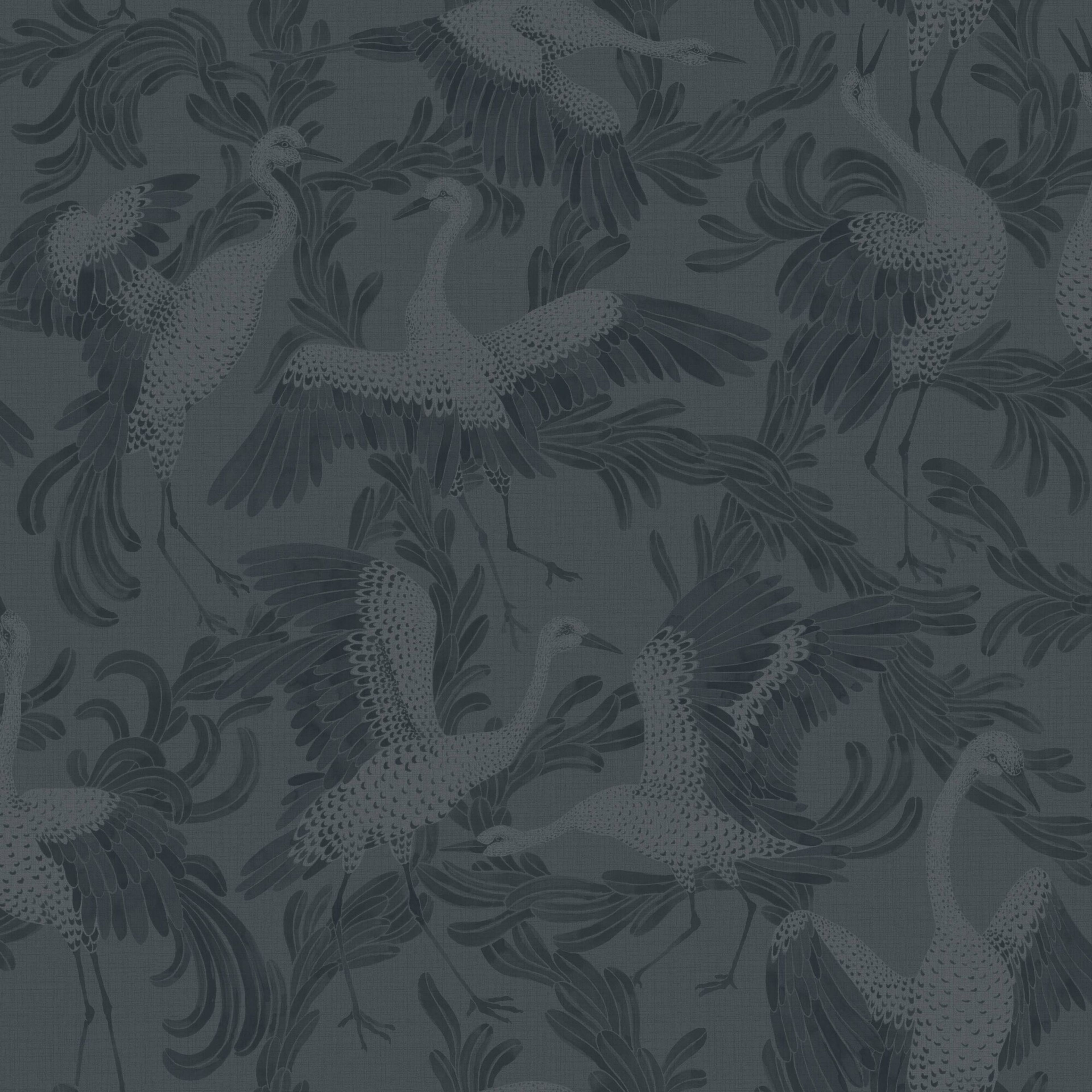 Dancing Crane, mörkblå tapet från Boråstapeter med djur mönster i blå. Från kollektionen Eastern Simplicity. Nonwoven-material med förskjuten passning. Passar i vardagsrum, hall och arbetsrum.