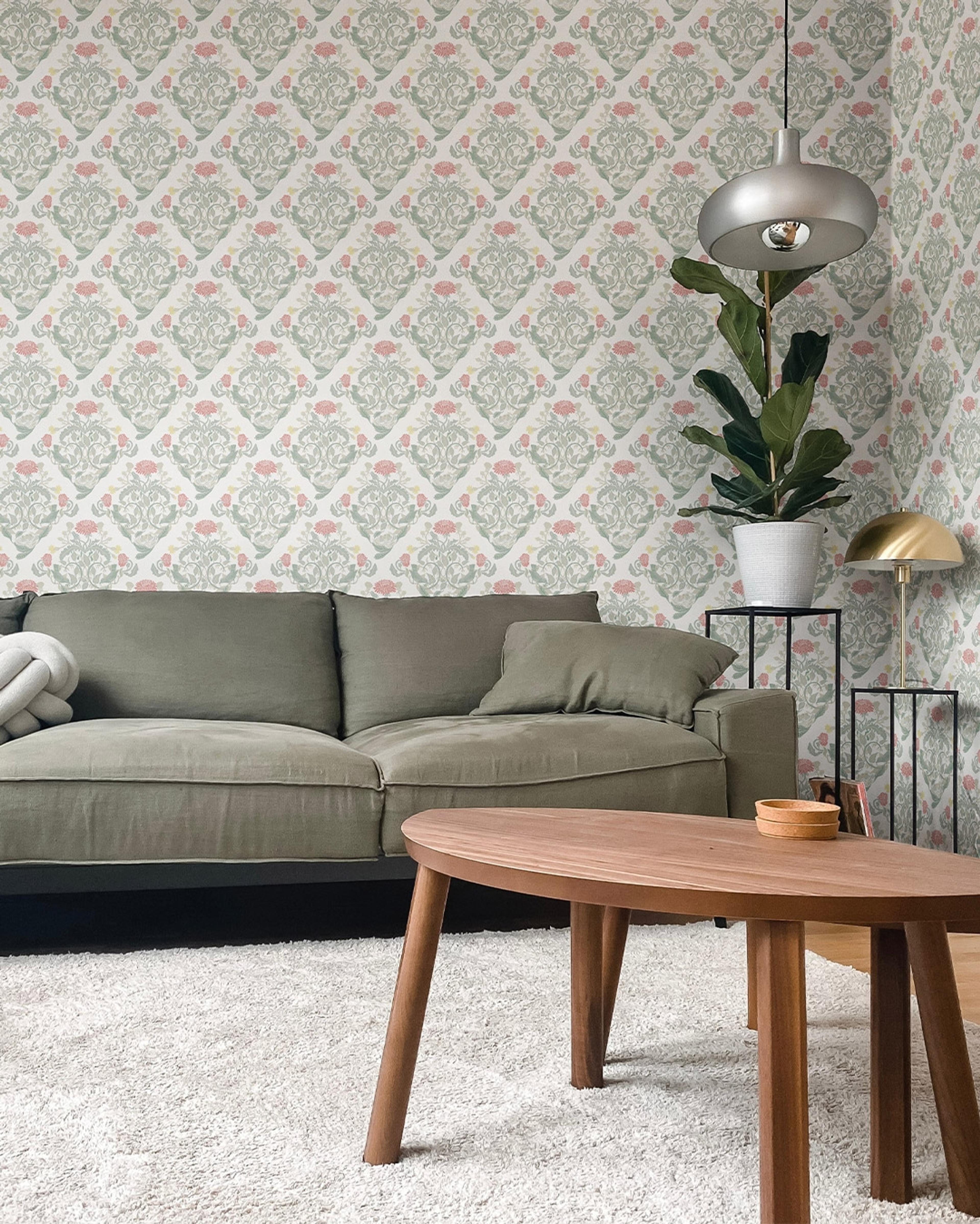 Klara o Tove frodas röd, tapet tapet med blommigt mönster i vit och röd. Från kollektionen Klara o Tove. Nonwoven-material med förskjuten passning. Passar i vardagsrum, sovrum och hall.
