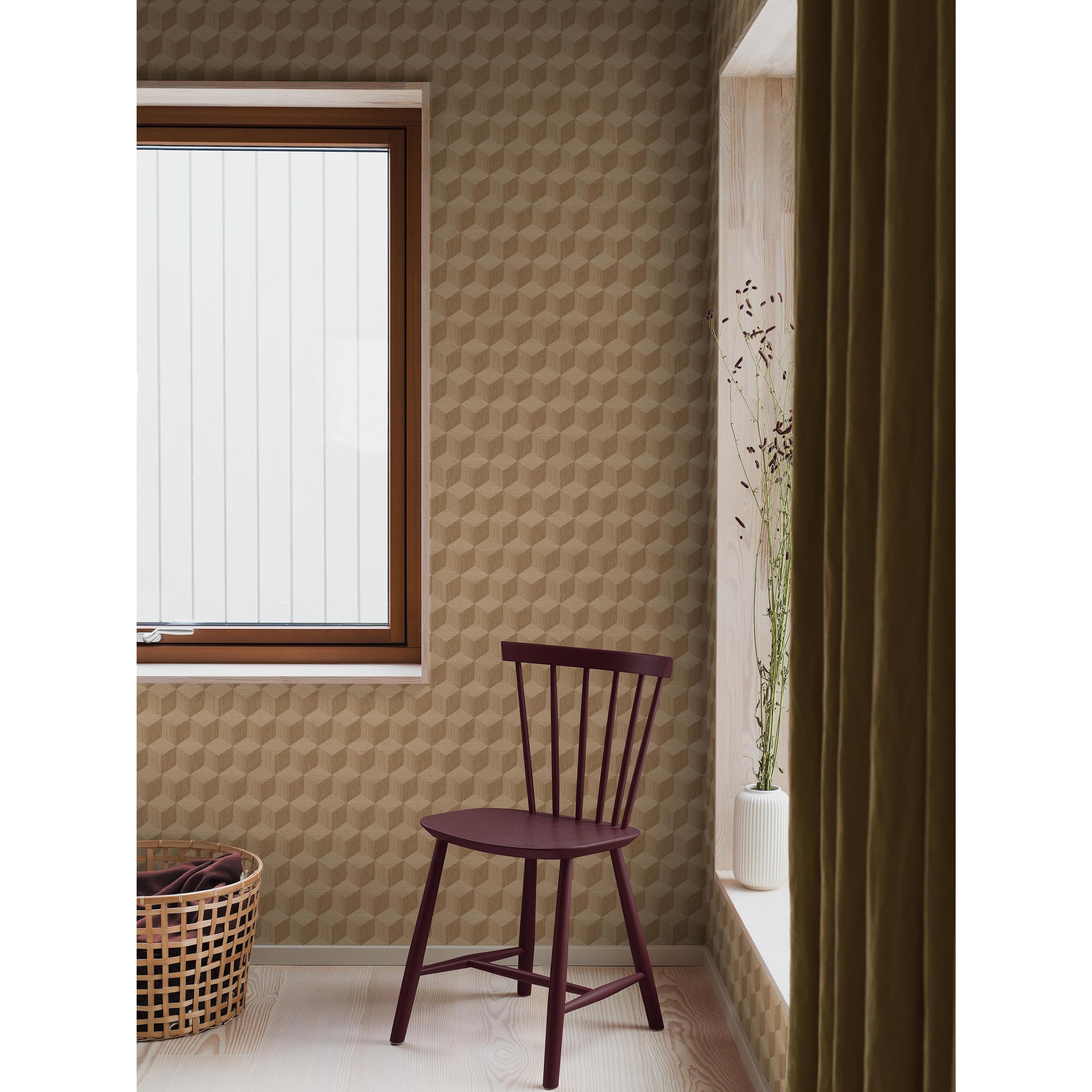 Cube beige, tapet tapet med rutigt, grafiskt mönster i beige. Från kollektionen Graphics. Nonwoven-material med rak passning. Passar i hall.