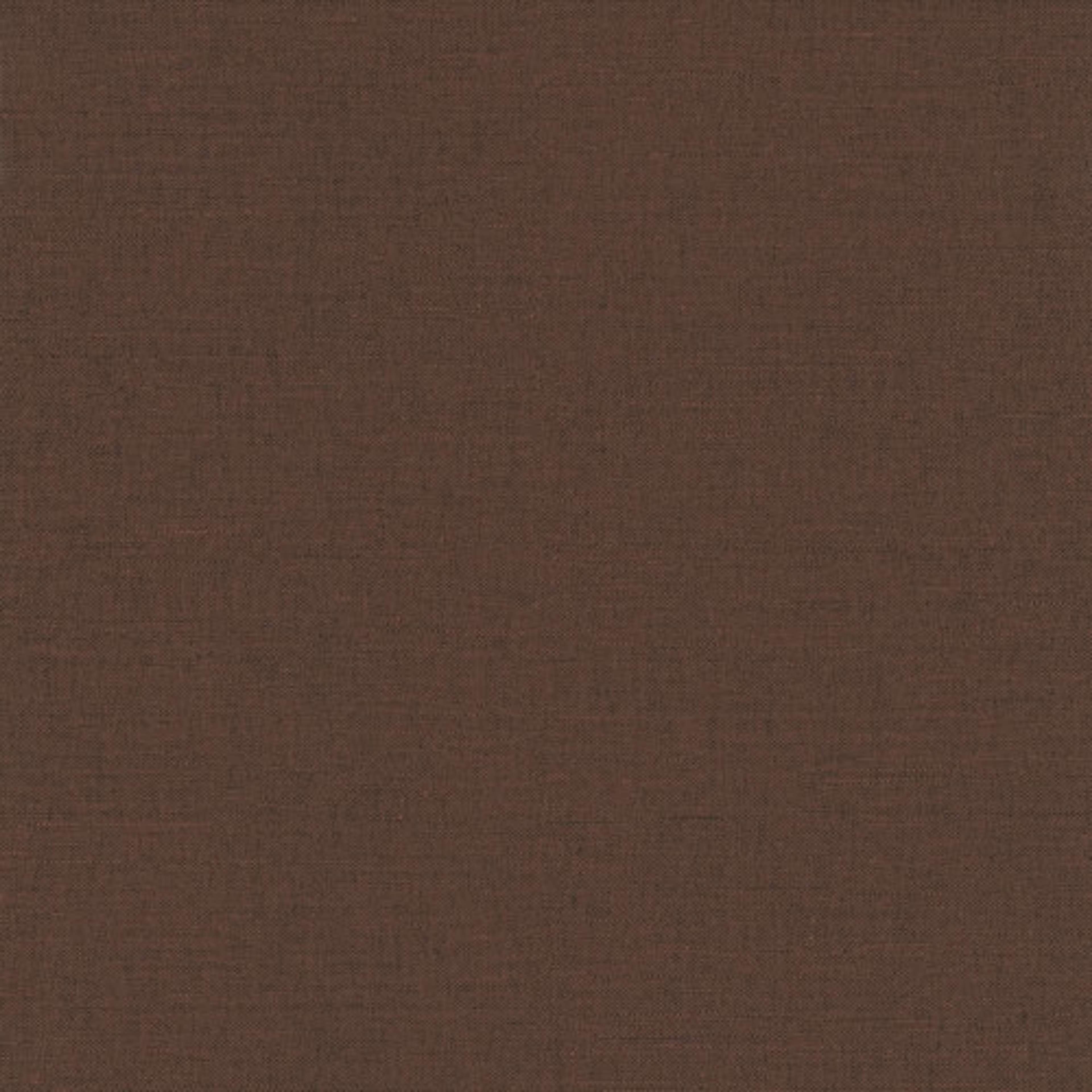 Denia Ginger tapet från Midbec enfärgad i brun. Från kollektionen Earth. Nonwoven-material. Passar i vardagsrum, matsal och arbetsrum.