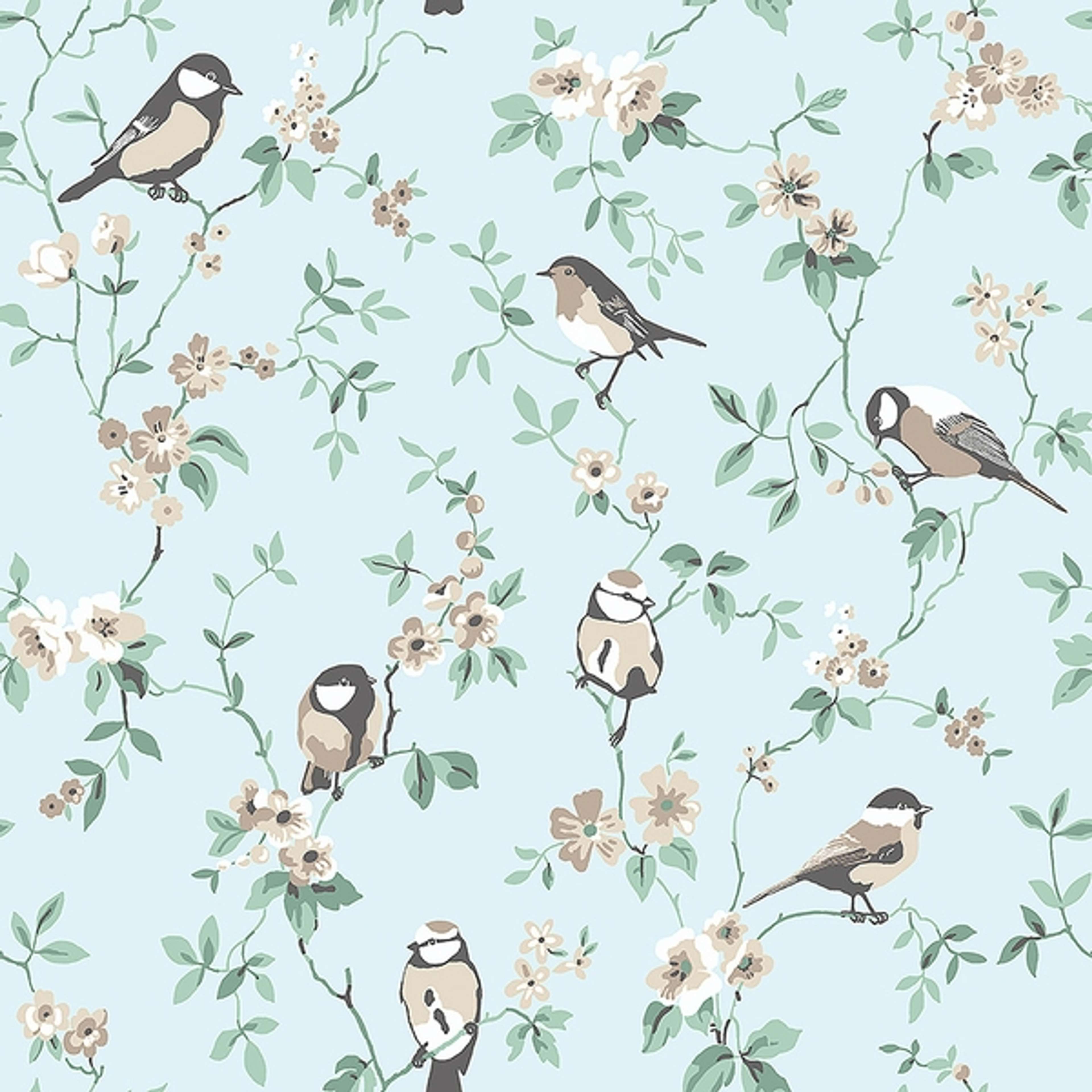 Falsterbo Birds tapet från Boråstapeter med botaniskt mönster i blå. Från kollektionen Falsterbo III. Nonwoven-material med rak passning.