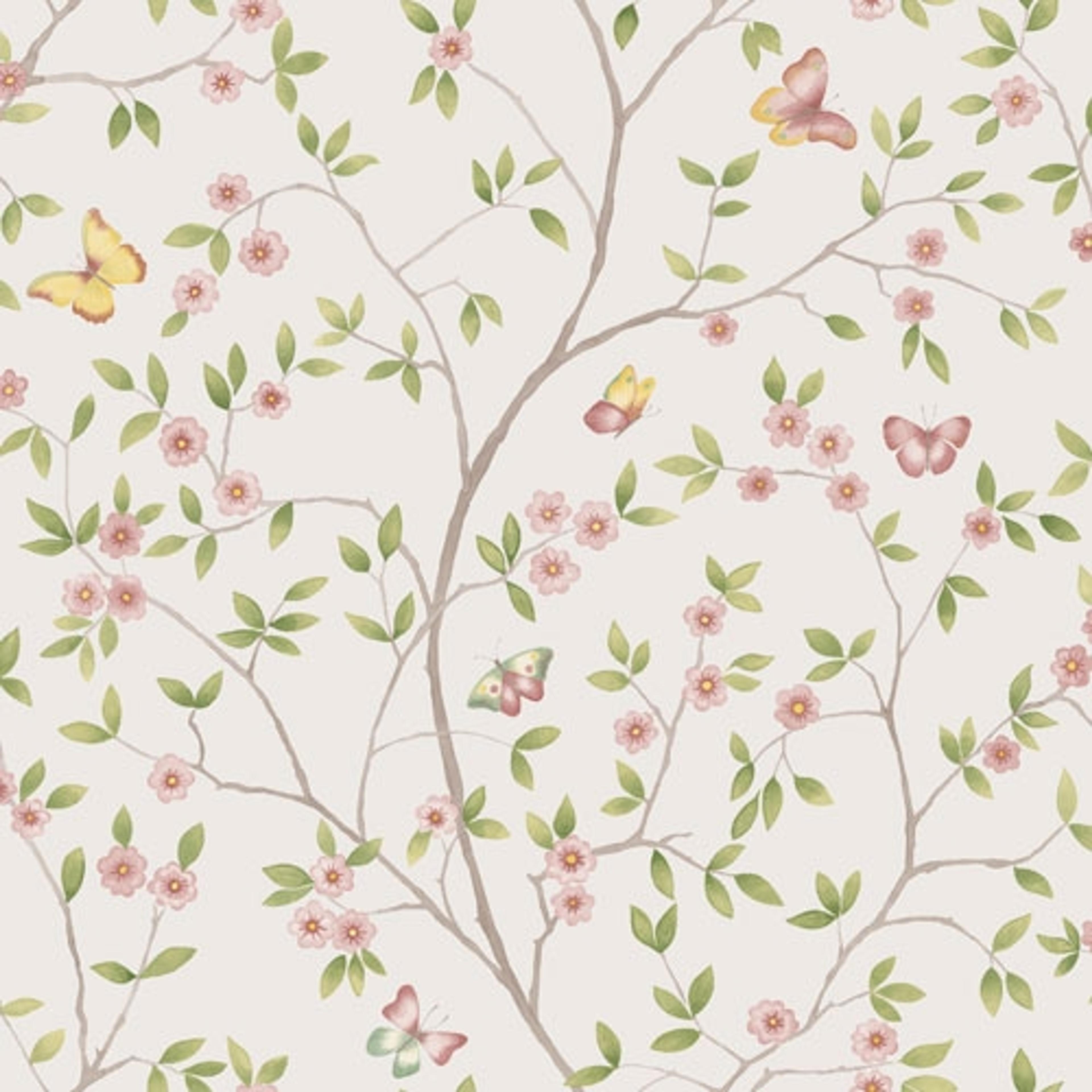 Hilma småblommig, ljus tapet från Midbec med blommigt mönster i vit. Från kollektionen Blomstermåla. Nonwoven-material med förskjuten passning.