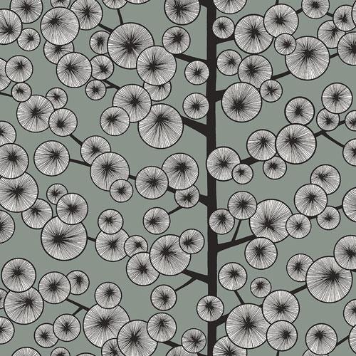 Cotton Tree Silvertown tapet från Midbec med botaniskt, retro mönster i grå. Från kollektionen Kinfolk. Nonwoven-material med förskjuten passning.