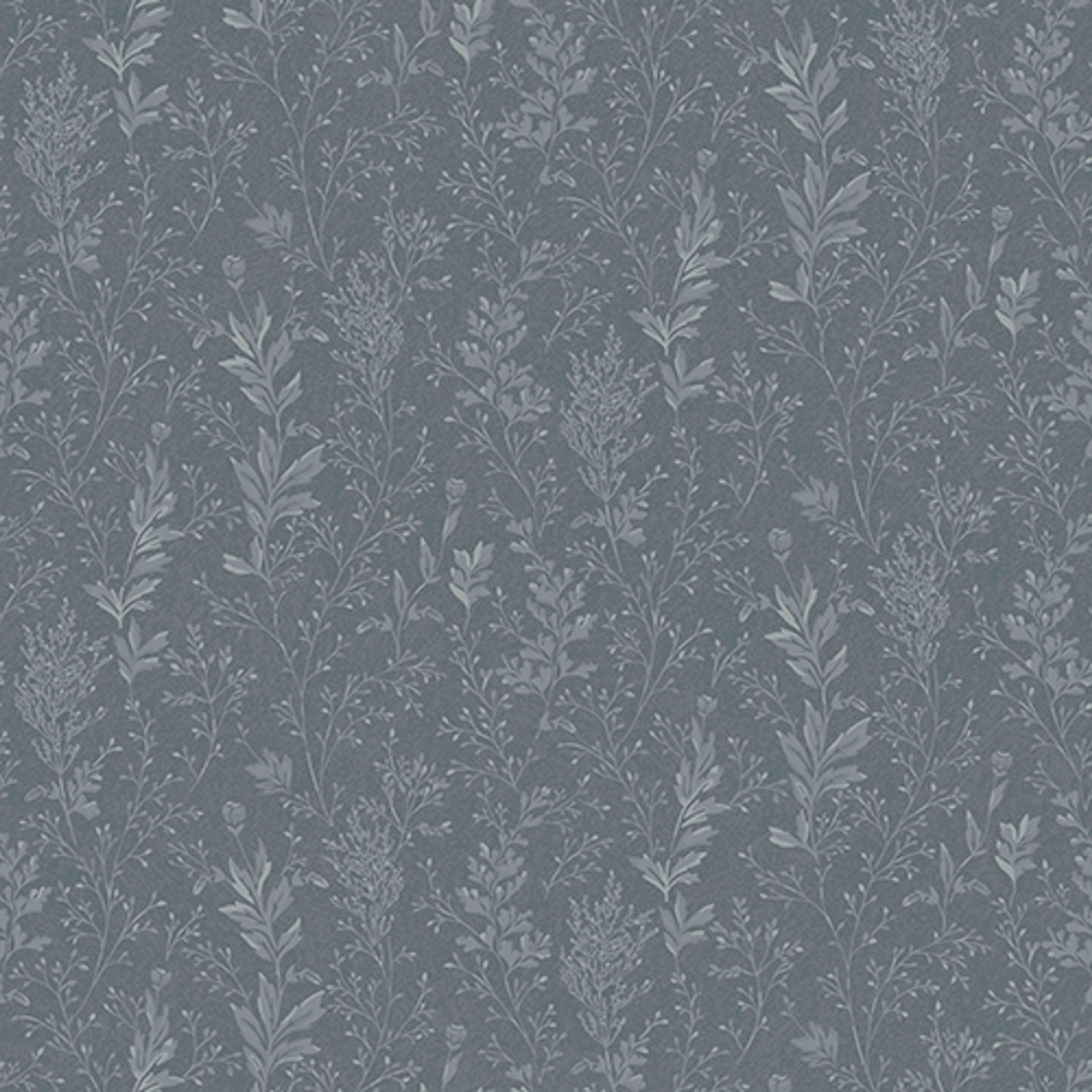 Tuva, blågrå tapet tapet med botaniskt mönster i blå. Från kollektionen Hav & Land. Nonwoven-material med rak passning.