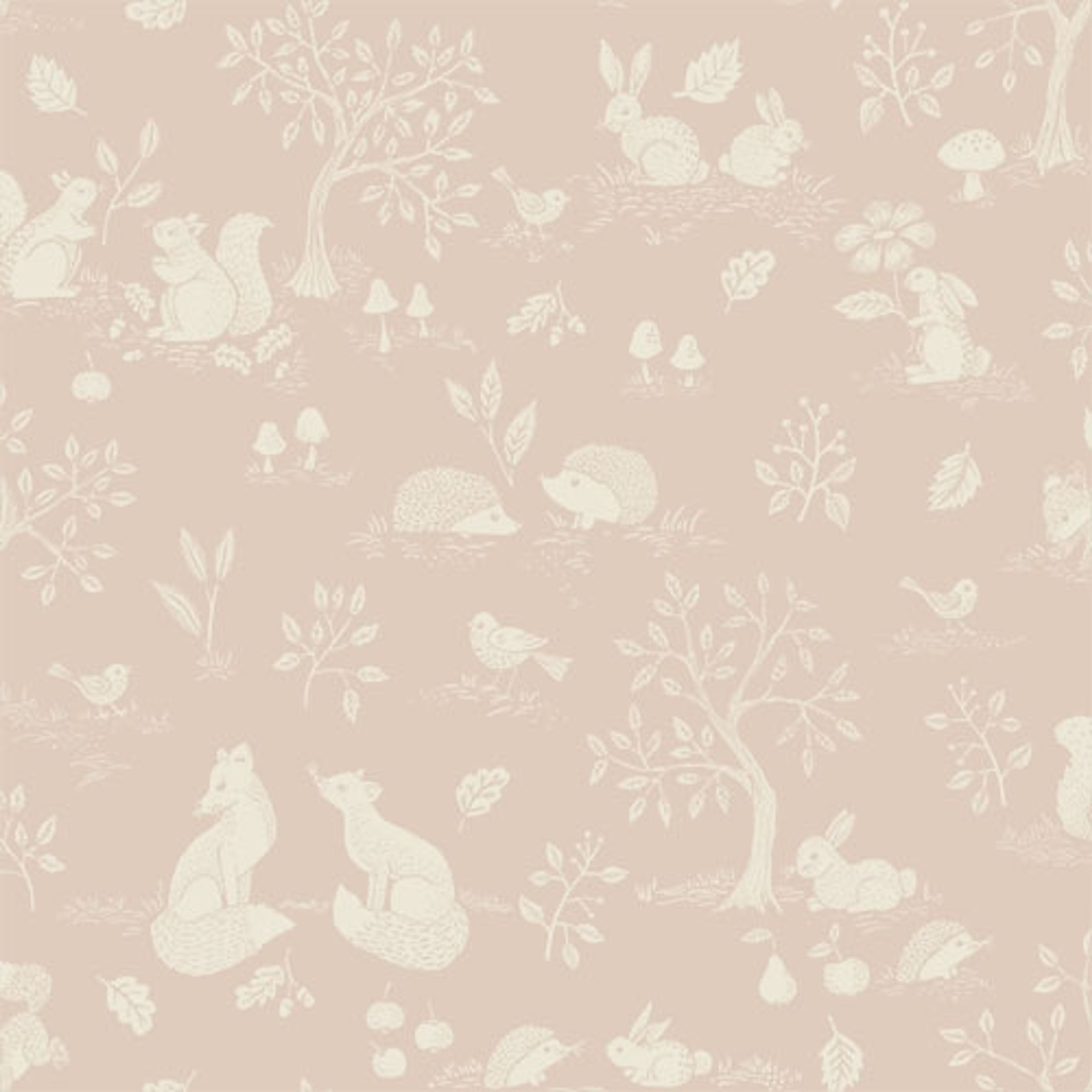 Ivar, rosa med mönster av träd och djur tapet med djur mönster i rosa. Från kollektionen Grönhaga. Nonwoven-material med förskjuten passning. Lek-stil. Passar i barnrum.