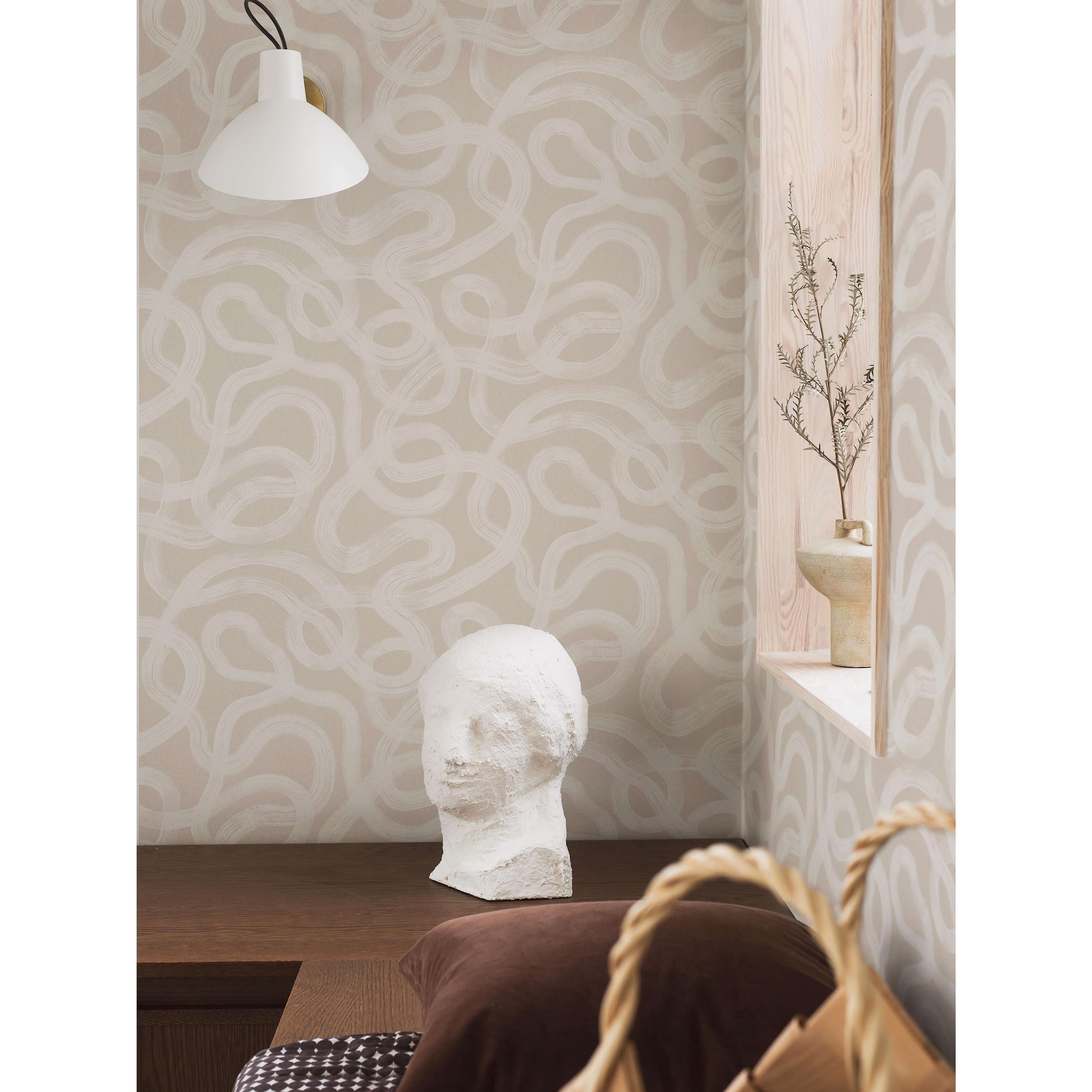 Curve vit, tapet tapet med grafiskt mönster i vit och beige. Från kollektionen Graphics. Nonwoven-material med förskjuten passning. Passar i matsal.