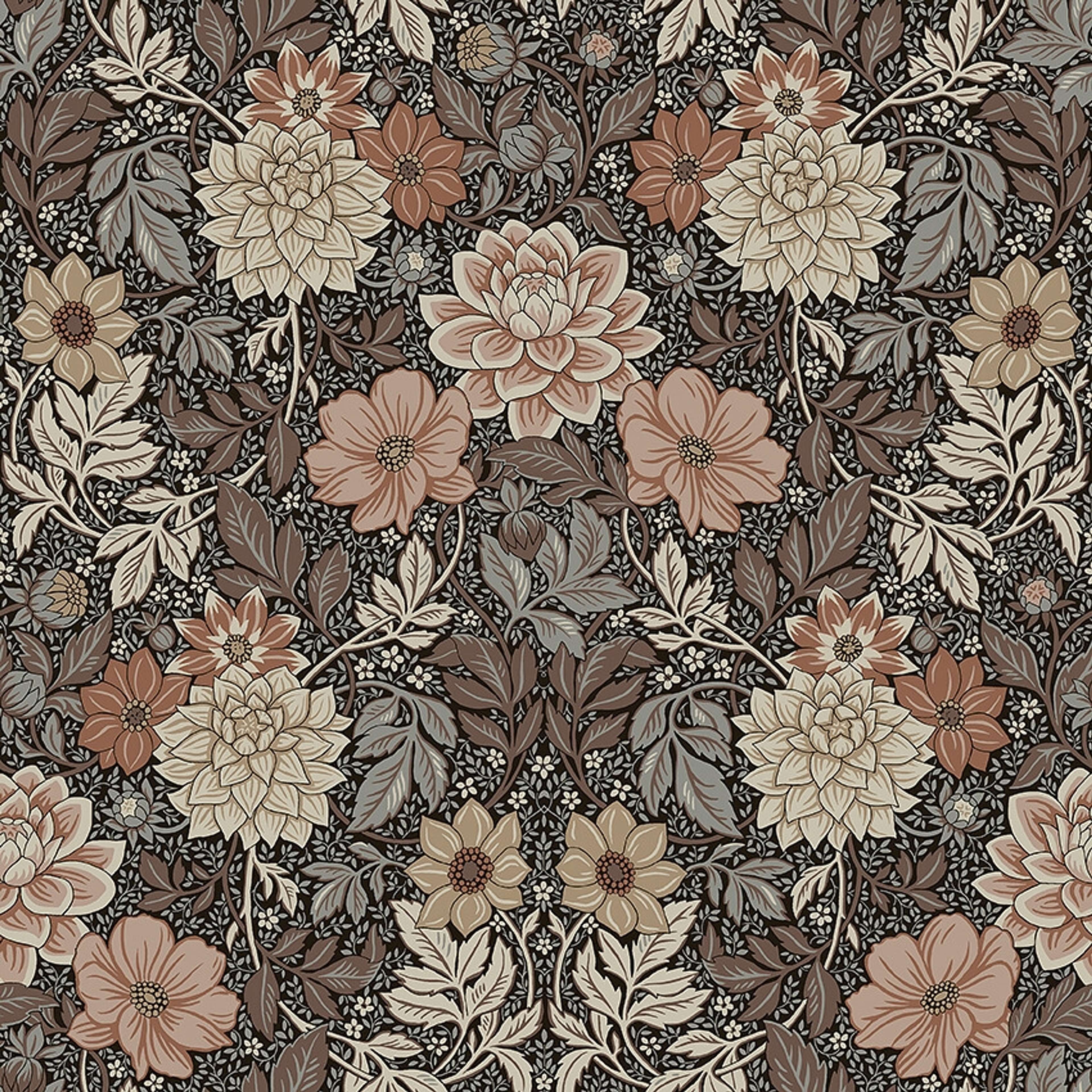 Dahlia Garden, brun tapet med blommigt mönster i brun. Från kollektionen Falsterbo III. Nonwoven-material med rak passning.