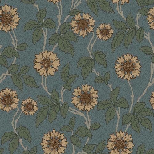 Solvej storblommig, blå tapet från Midbec med blommigt mönster i blå. Från kollektionen Lyckebo. Nonwoven-material med rak passning.