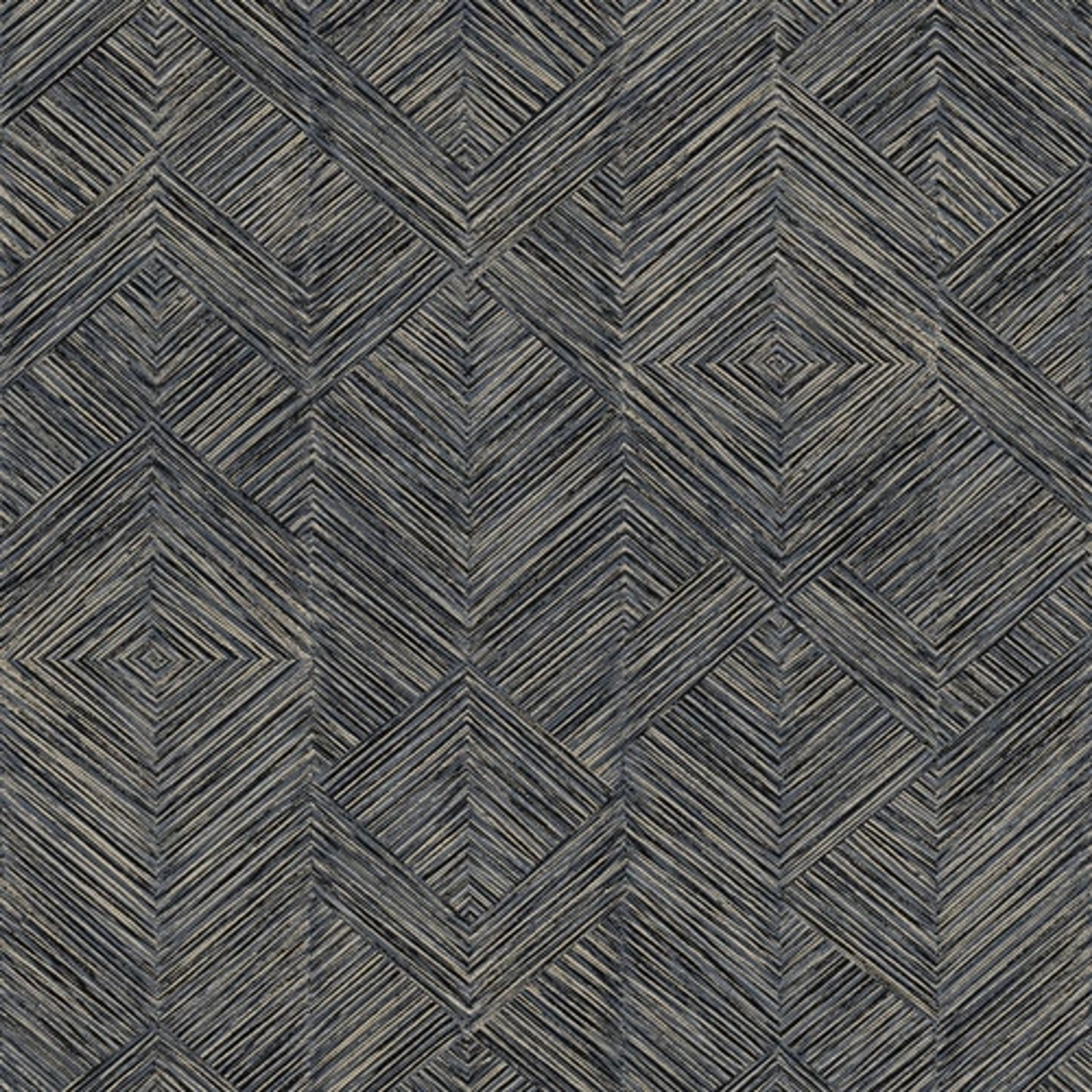 Enitan Slate tapet tapet från Midbec med geometriskt mönster i svart och guld. Från kollektionen Tribute. Nonwoven-material med förskjuten passning. Passar i vardagsrum, matsal och hall.