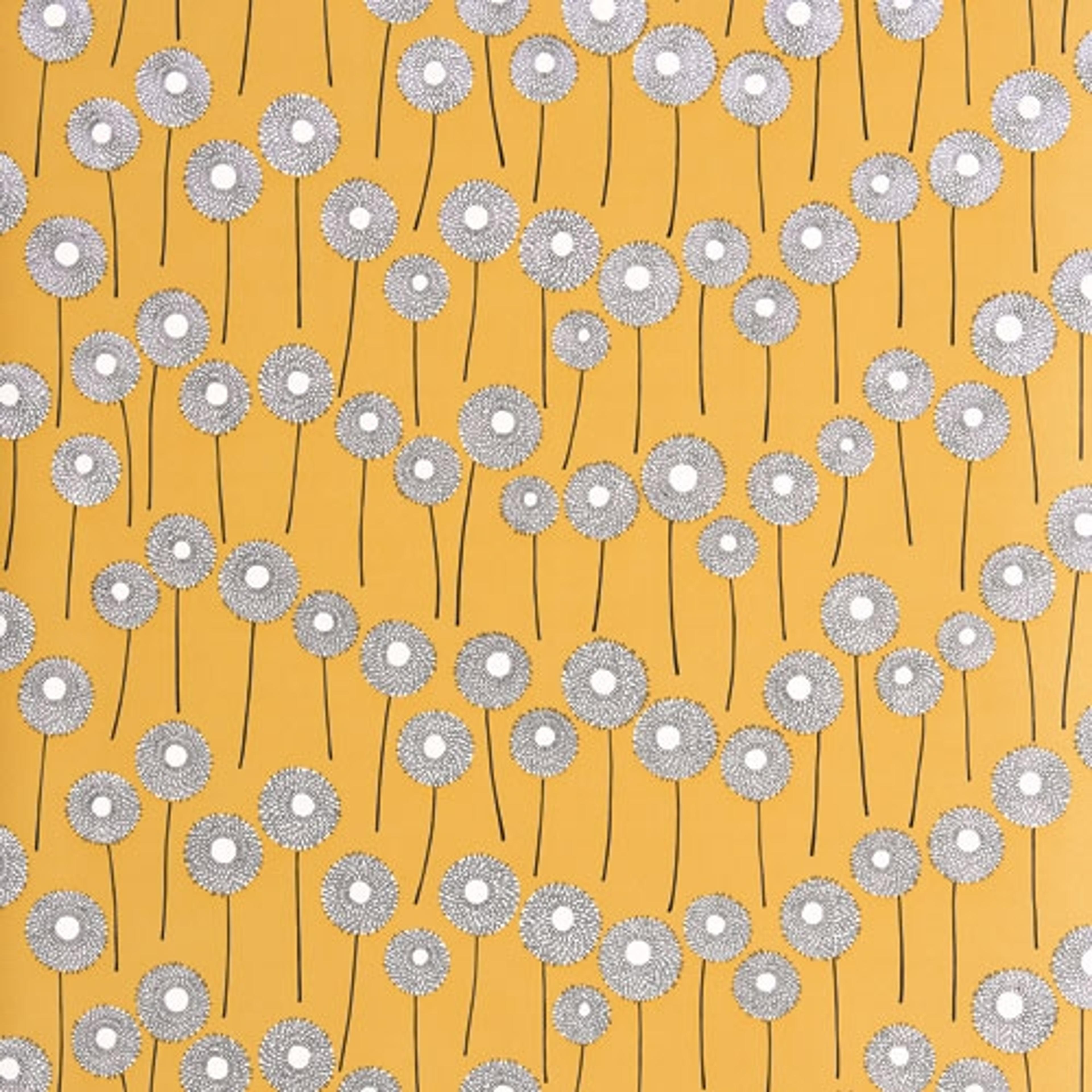 Meadow Goldfield tapet från Midbec med prickigt mönster i gul. Från kollektionen Pioneer. Nonwoven-material med förskjuten passning. Vintage, lek-stil.