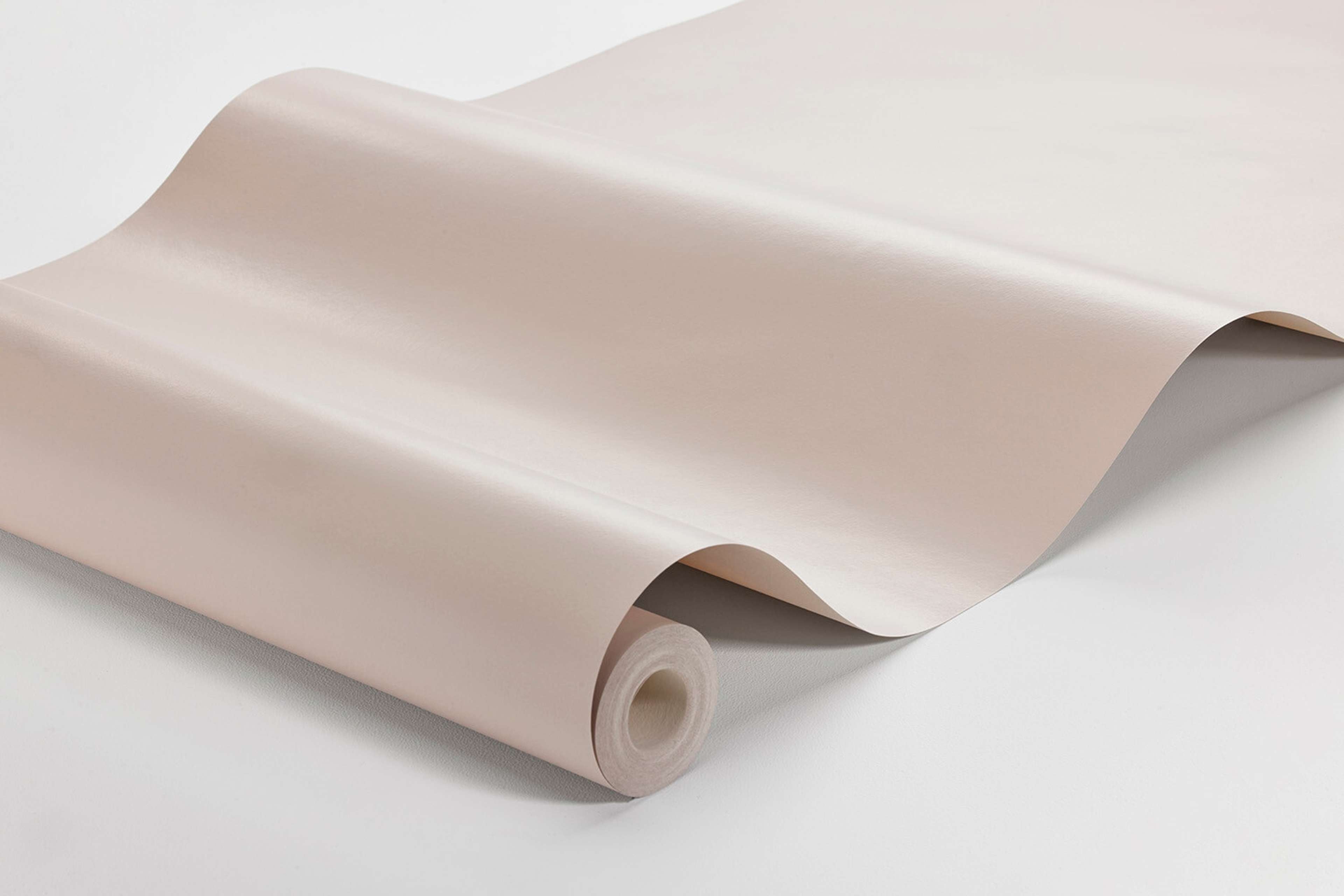Floral Rose tapet enfärgad i rosa. Från kollektionen Pigment. Nonwoven-material.