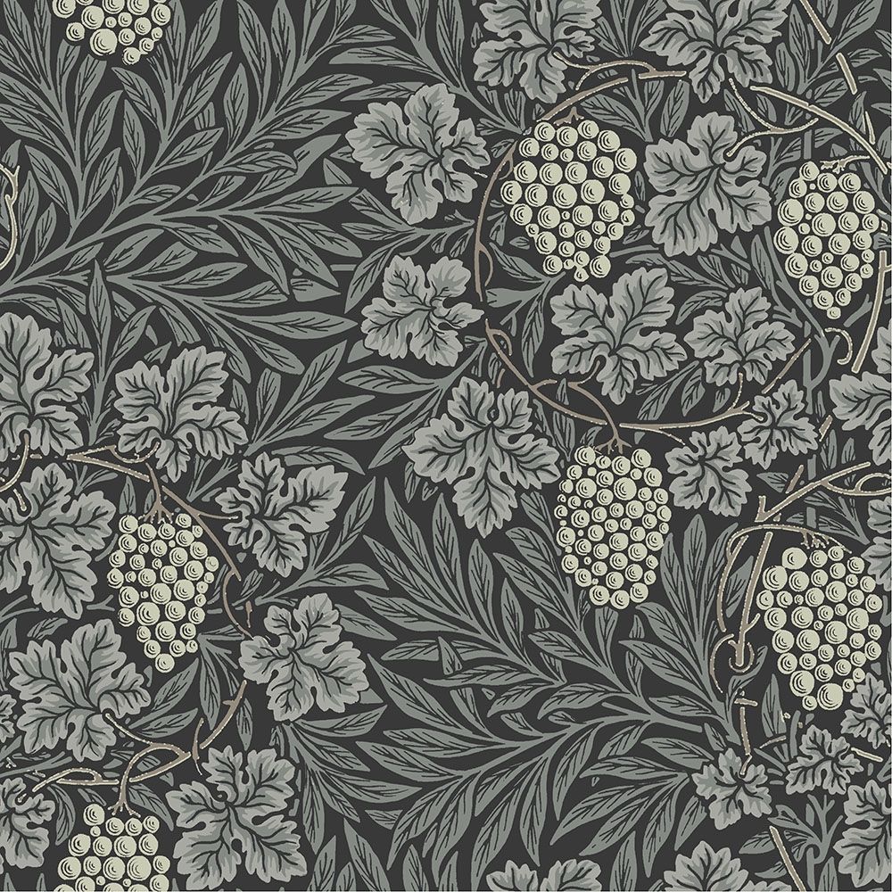 Vine, svart tapet tapet från Midbec med botaniskt, blommigt mönster i svart och blå. Från kollektionen Hidden Treasures vol 1. Nonwoven-material med rak passning.