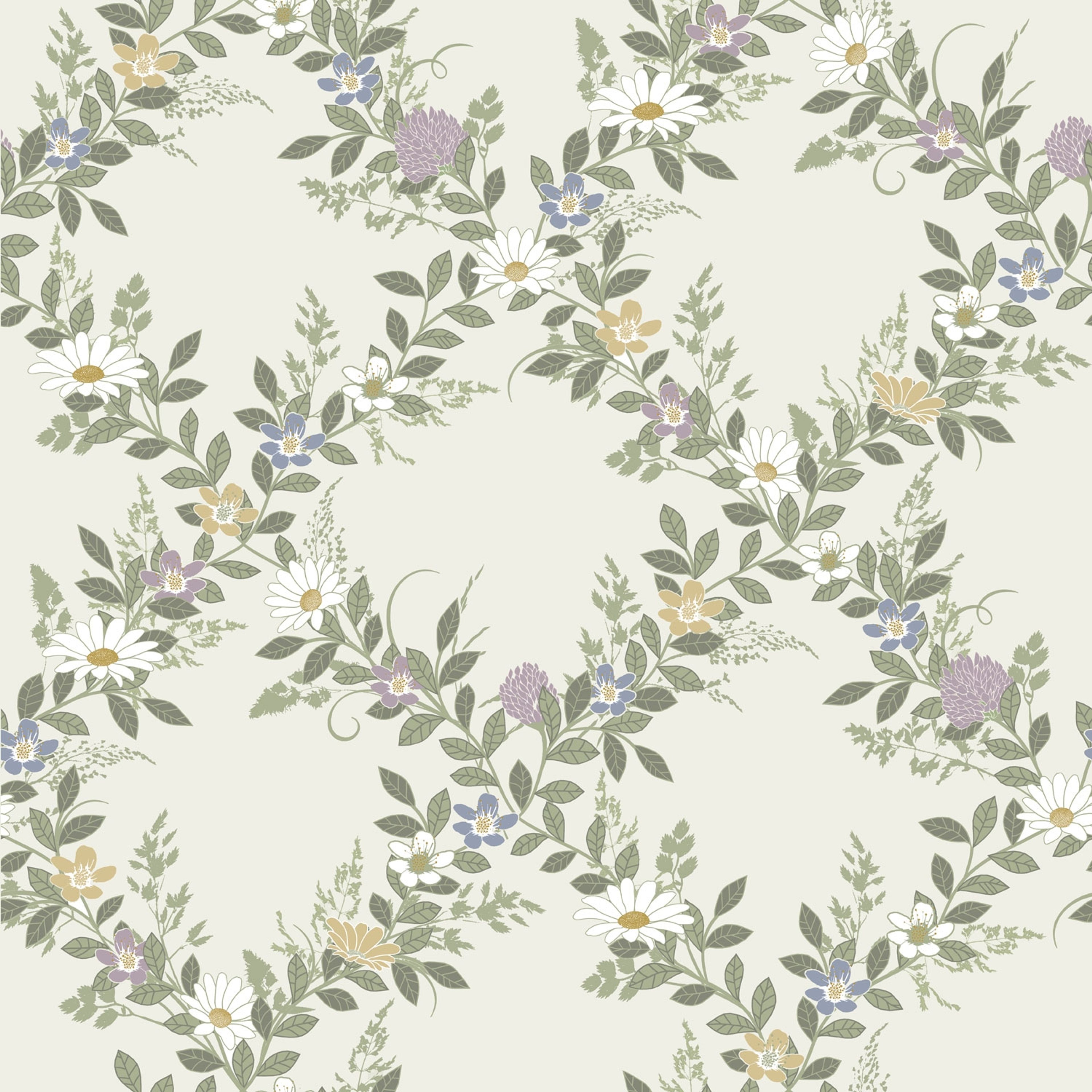 Margareta, ljus tapet tapet med blommigt mönster i beige. Från kollektionen Örtagård. Nonwoven-material med rak passning. Country-stil.