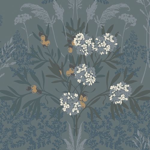 Strandäng, blå tapet tapet med blommigt mönster i blå. Från kollektionen Hav & Land. Nonwoven-material med förskjuten passning.