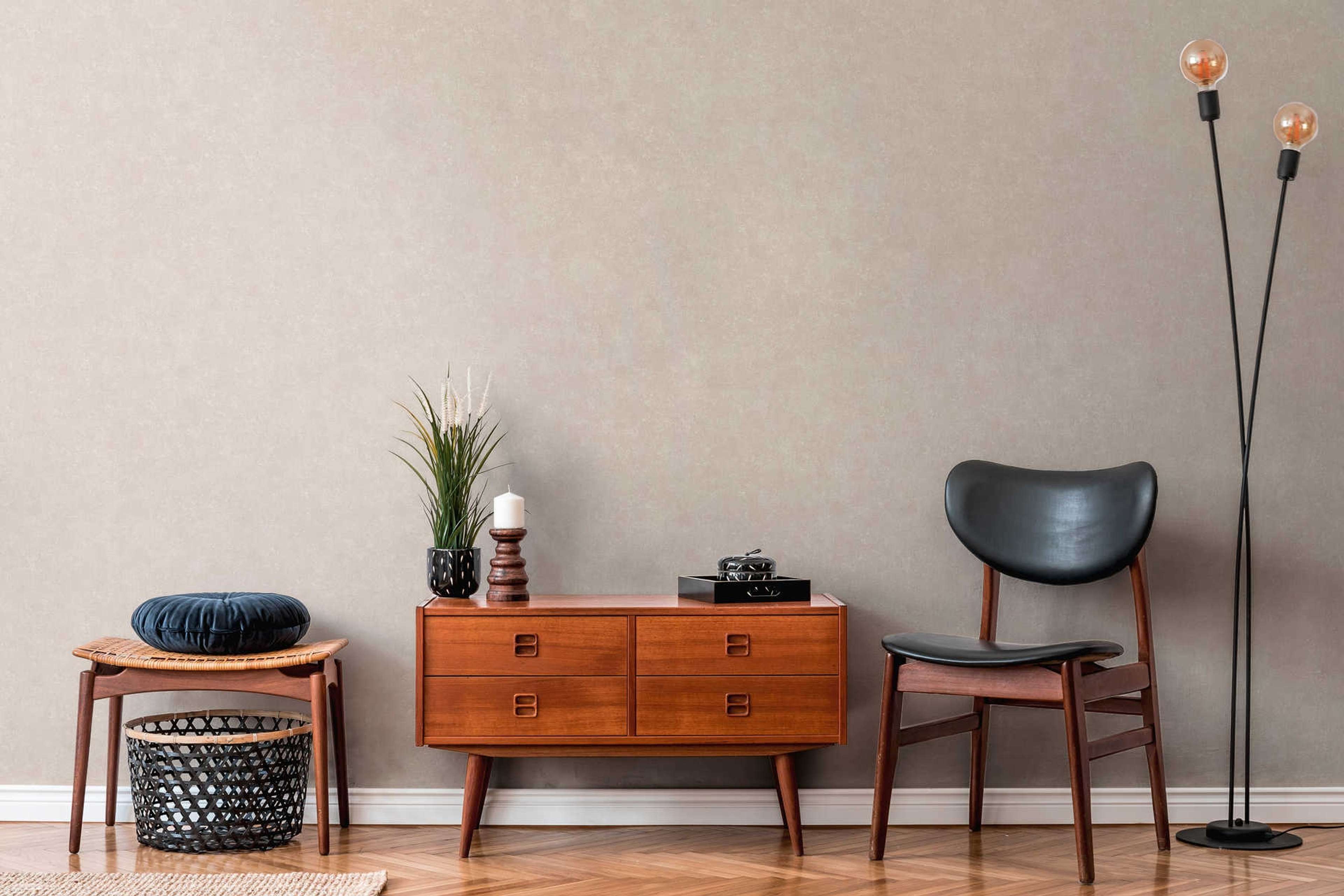 StructureUni, strukturtapet i ljusrosa tapet enfärgad i rosa. Från kollektionen history of art. Nonwoven-material med förskjuten passning. Passar i vardagsrum och matsal.