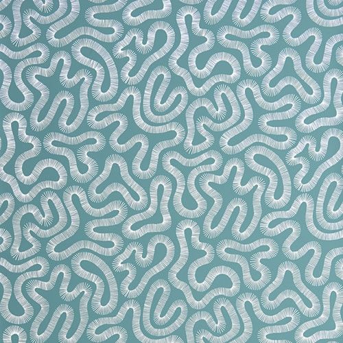 Coral Teal tapet från Midbec med retro mönster i grön. Från kollektionen Pioneer. Nonwoven-material med förskjuten passning.
