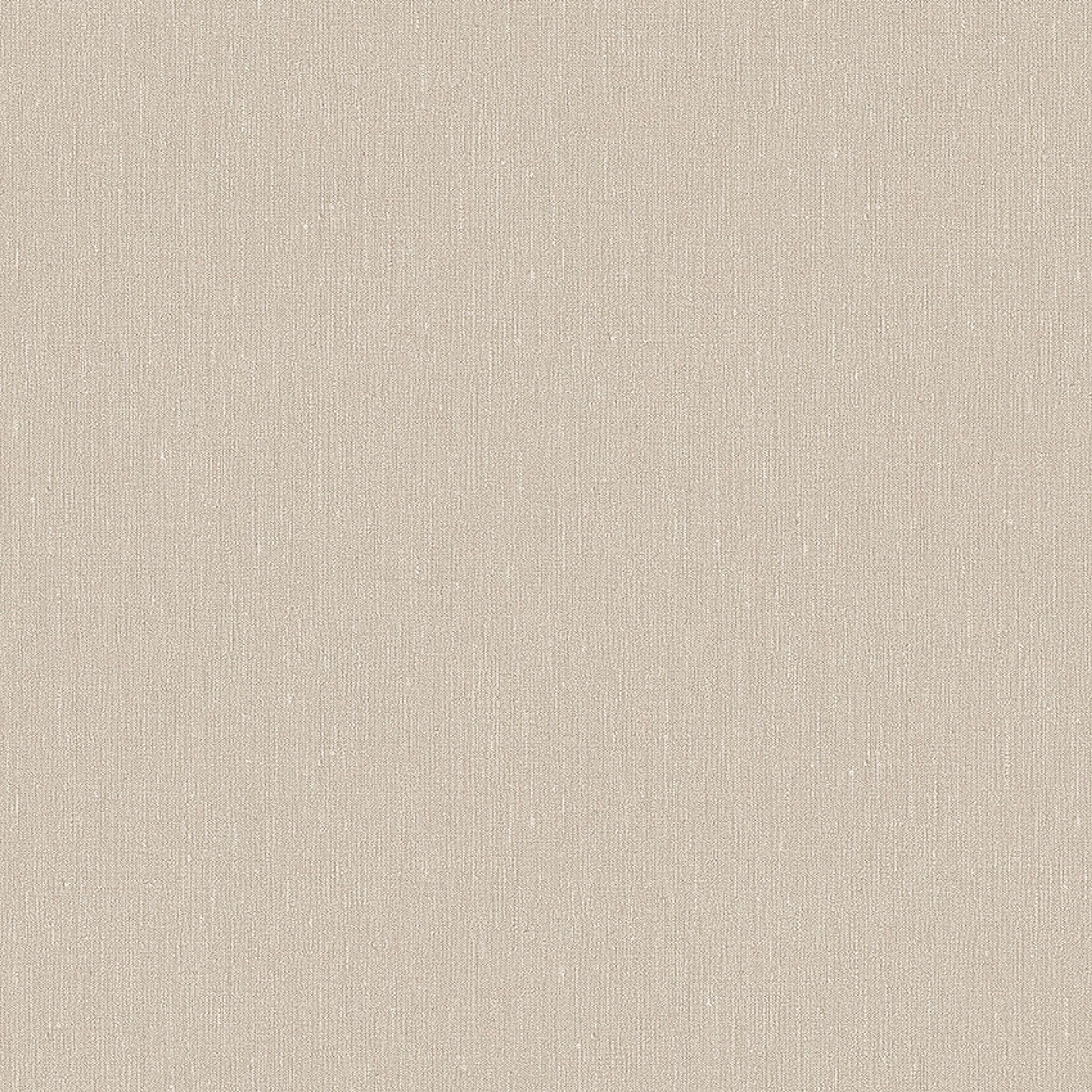Linen Beige tapet med enfargat, textilimitation mönster i beige. Från kollektionen Linen. Nonwoven-material. Passar i vardagsrum och matsal.