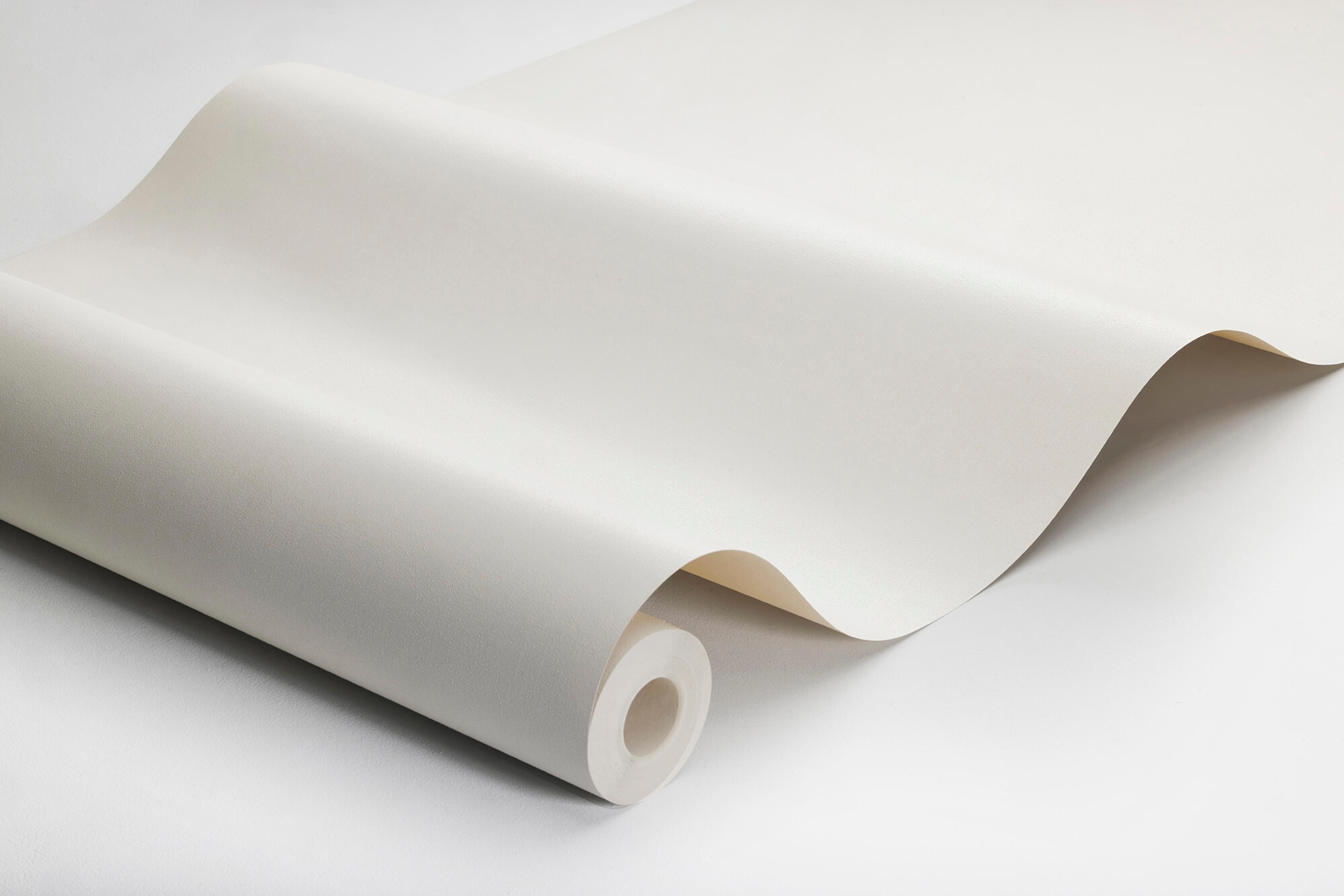 Cream Linen tapet med enfargat, textilimitation mönster i vit. Från kollektionen Linen. Nonwoven-material. Passar i vardagsrum och matsal.