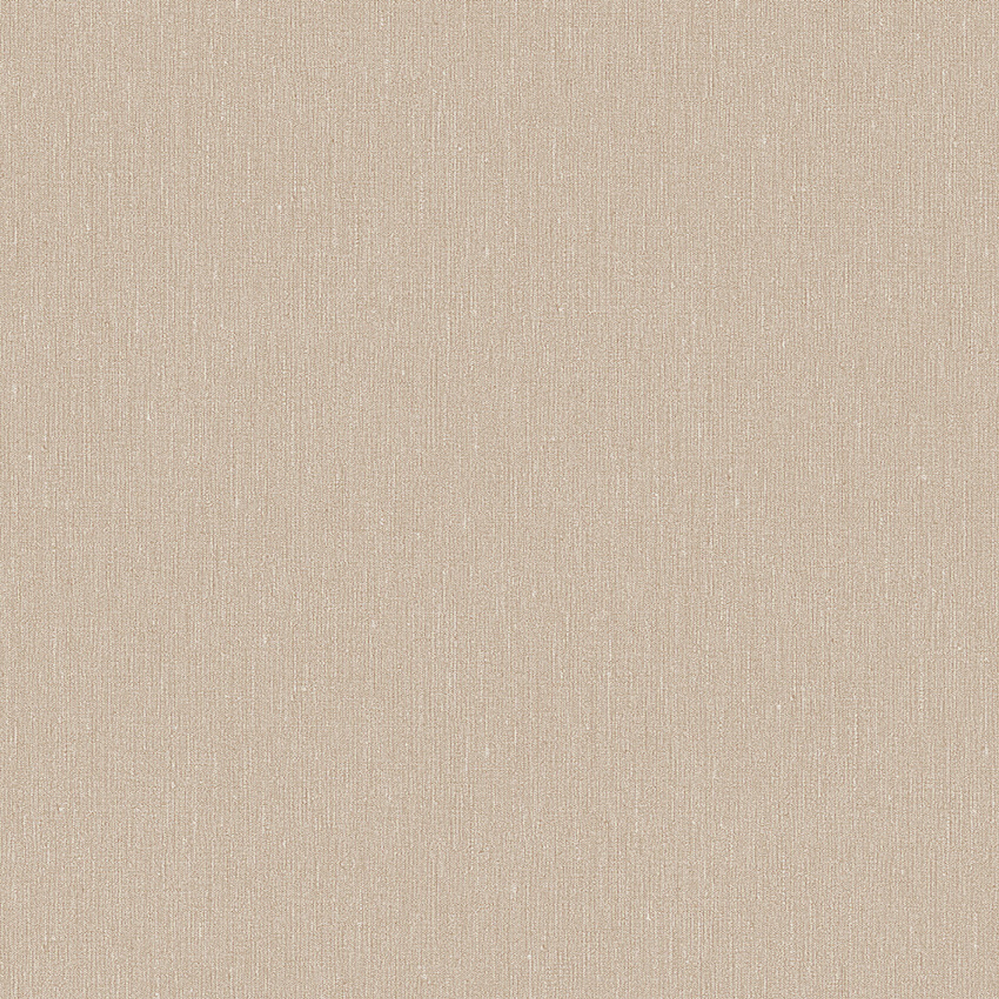 Golden Linen tapet med enfargat, textilimitation mönster i beige. Från kollektionen Linen. Nonwoven-material. Passar i vardagsrum och matsal.