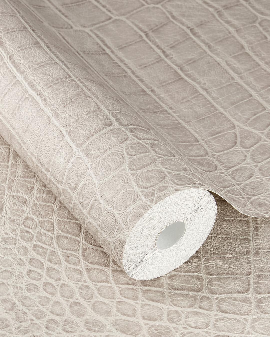 Serengeti 751338 tapet med djur mönster i grå. Från kollektionen Serengeti. Nonwoven-material med förskjuten passning. Passar i vardagsrum och matsal.