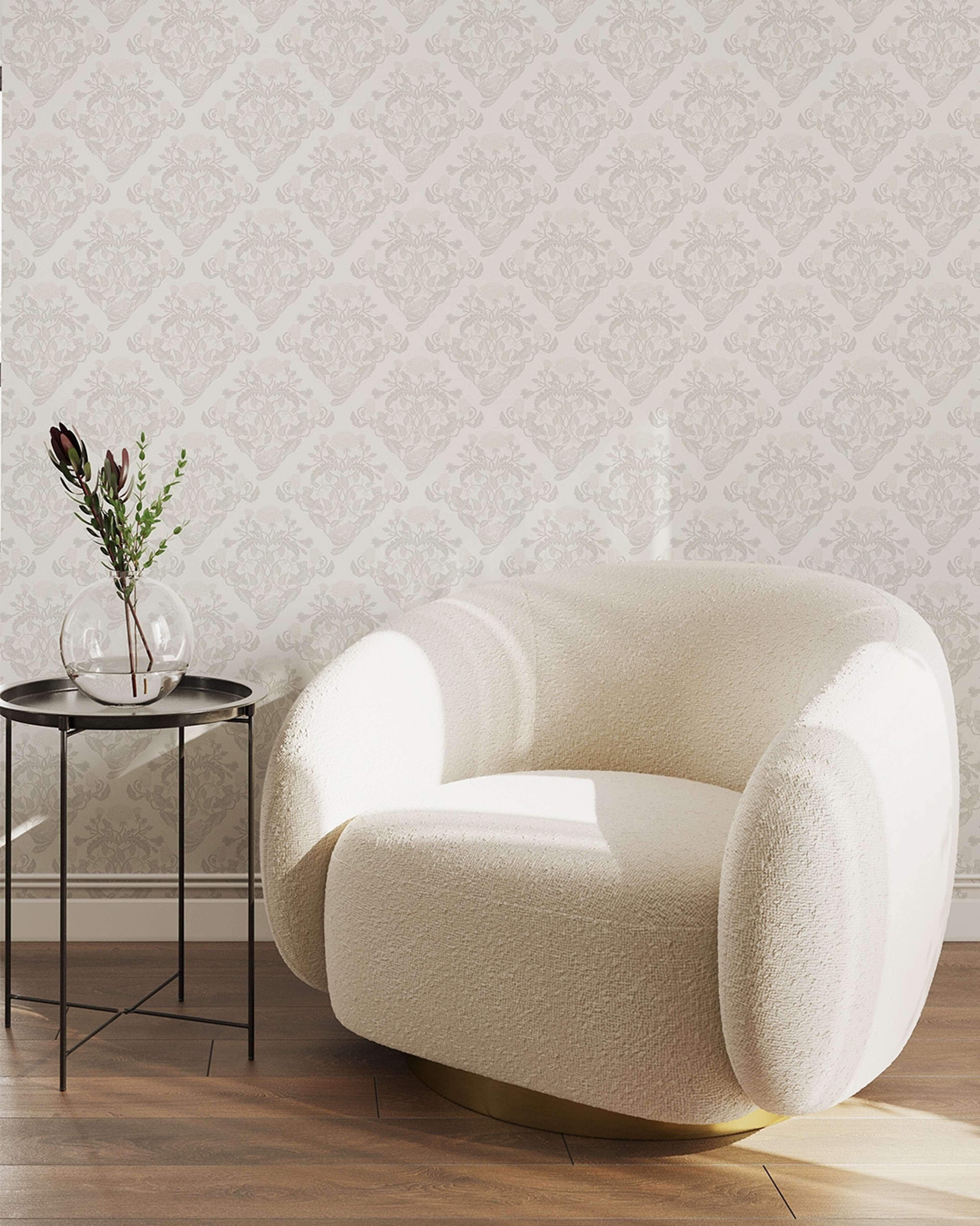 Klara o Tove frodas vit, tapet tapet med blommigt mönster i vit. Från kollektionen Klara o Tove. Nonwoven-material med rak passning. Passar i vardagsrum, sovrum och hall.