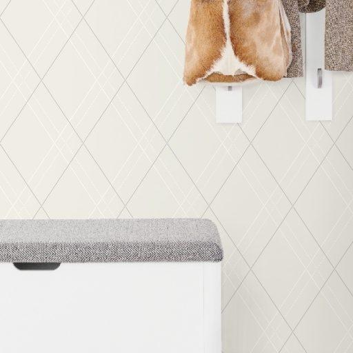 Harry, Beige tapet från duro med geometriskt mönster i beige. Från kollektionen Spira. Nonwoven-material med rak passning.