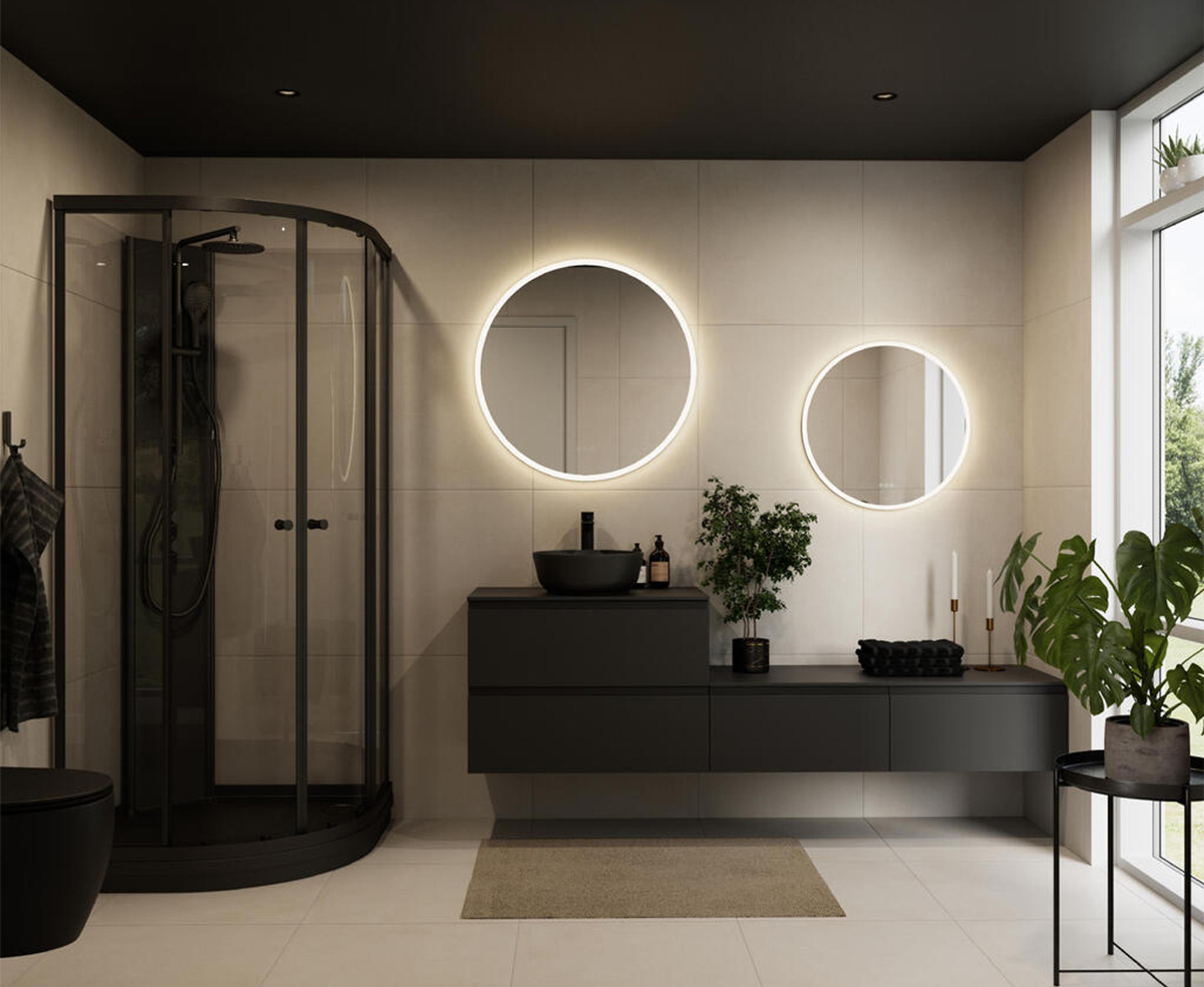 Baderom med VikingBad Sofia Pluss dusjkabinett som er et utmerket valg av dusjkabinett hvor det er tregulv, da det tetter helt og hindrer at det kommer uønsket vann ut på gulvbordene