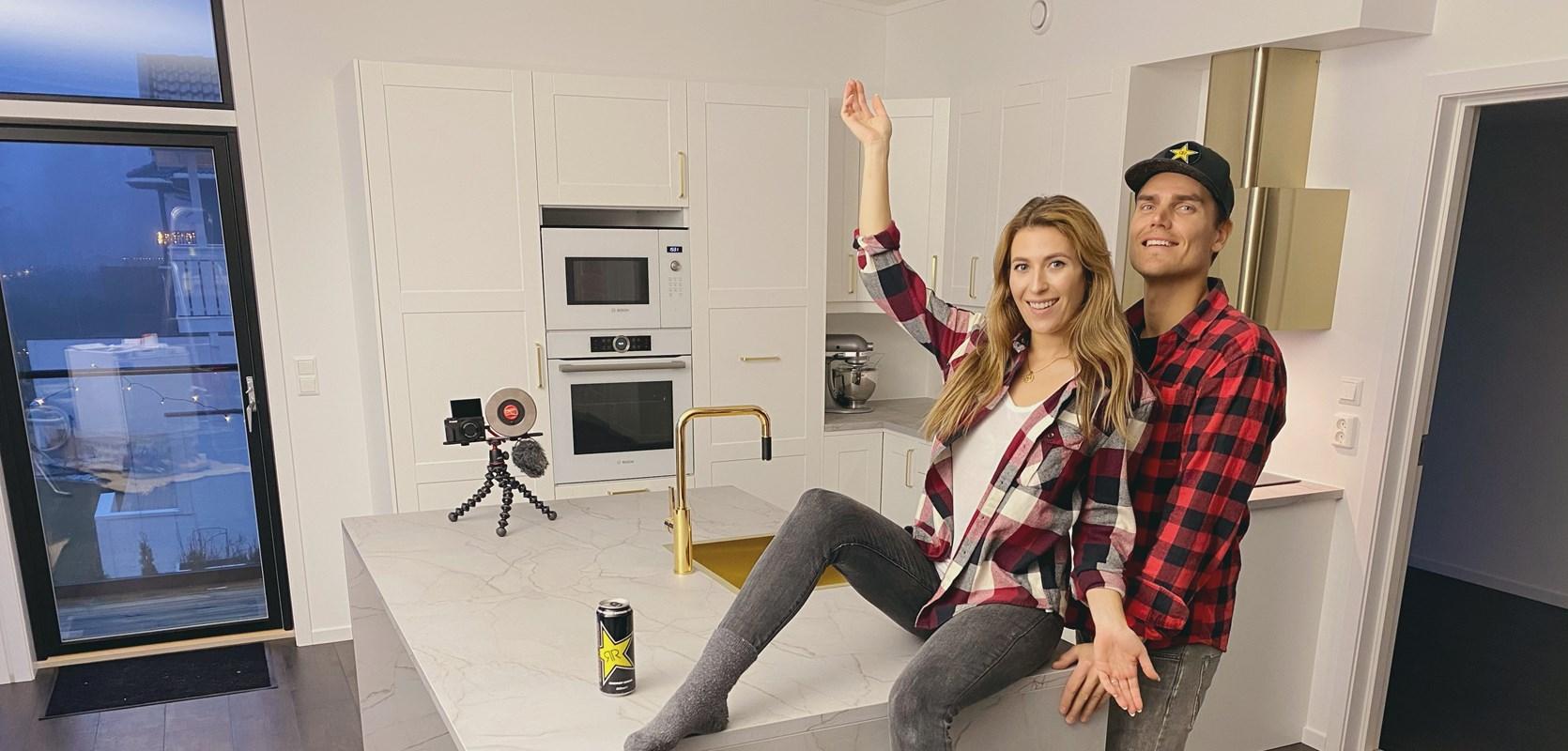 Fredric og Hunter flytter inn