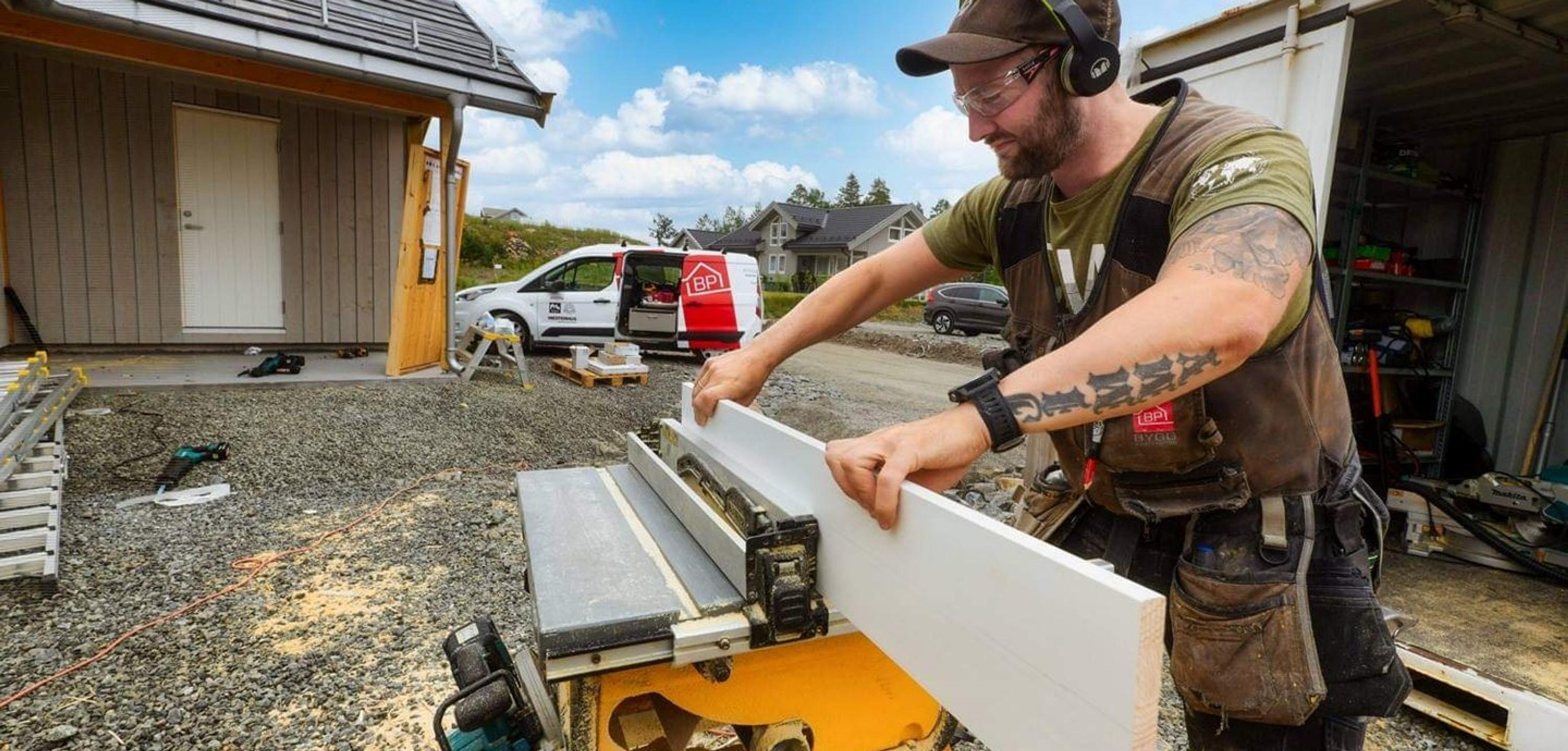 Skal du bygge hus eller hytte i Agder? Mesterhus Kristiansand hjelper deg! Ta kontakt for en uforpliktende samtale.