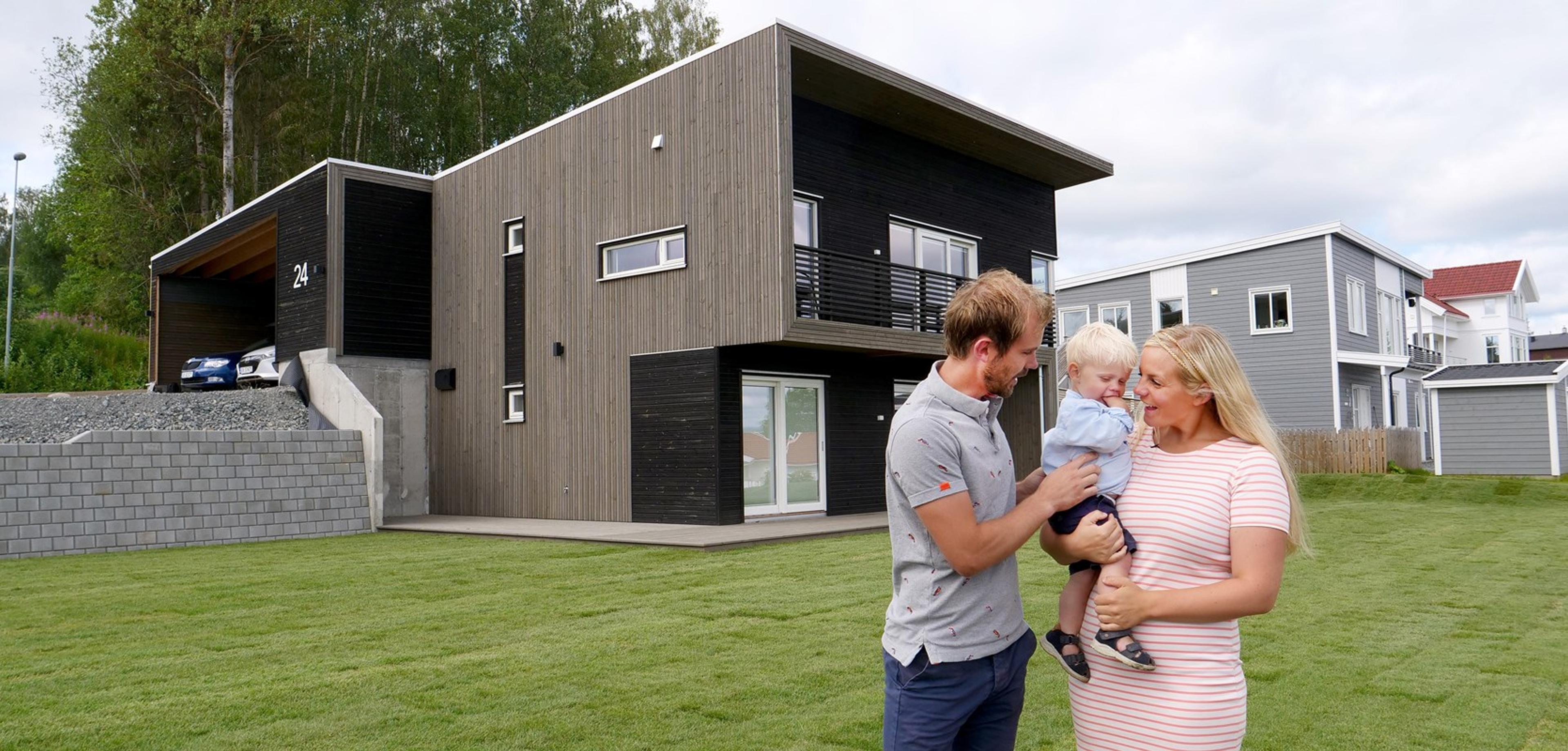 Møt tre par som falt pladask for vår moderne Signatur-husserie!