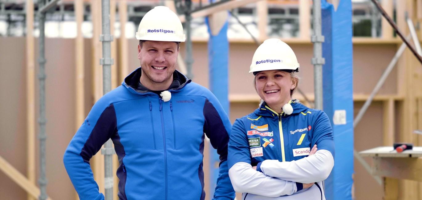 Bilde av Maiken og Aleksander på byggeplassen