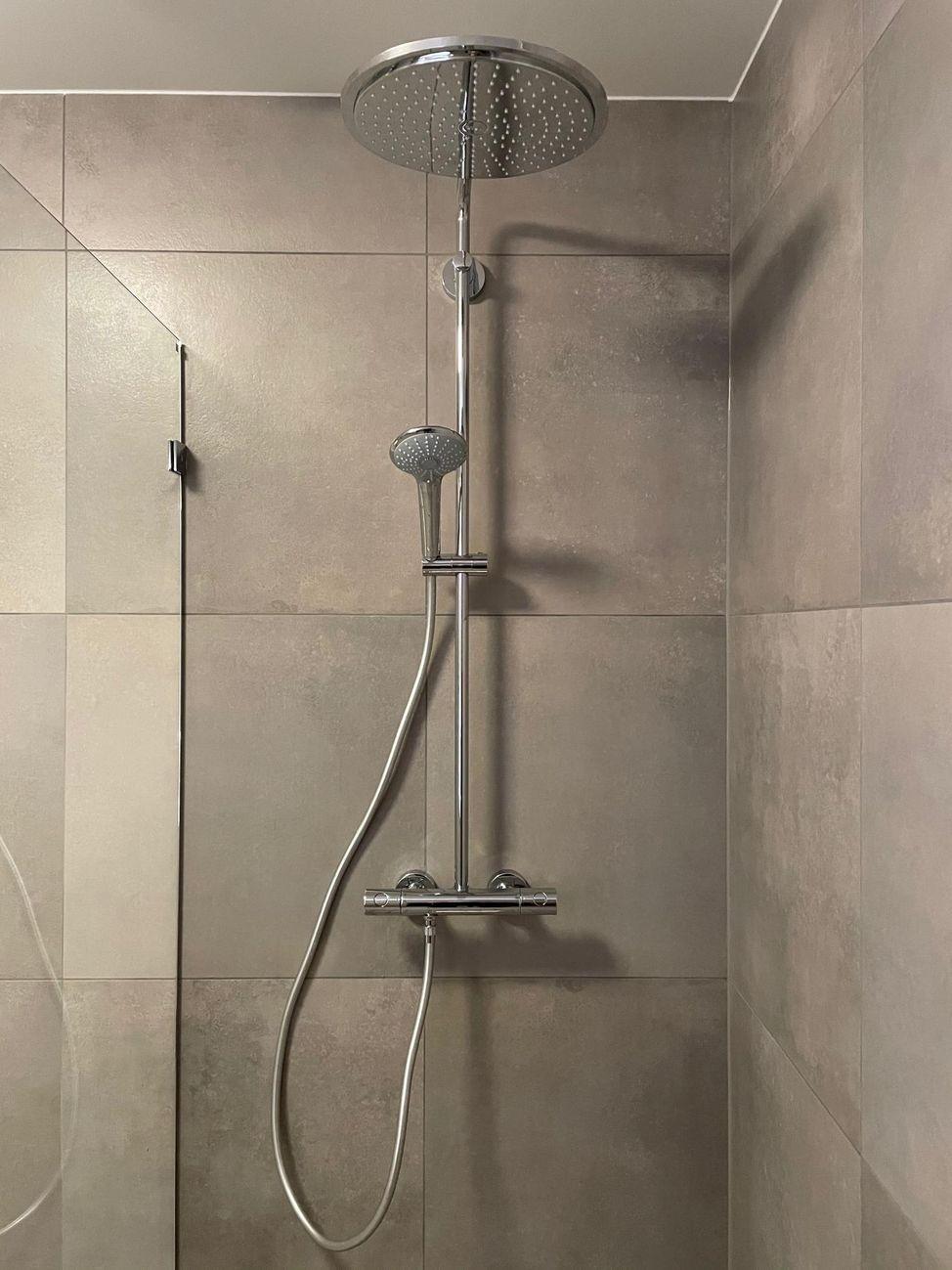 Dusjarmatur fra Grohe.