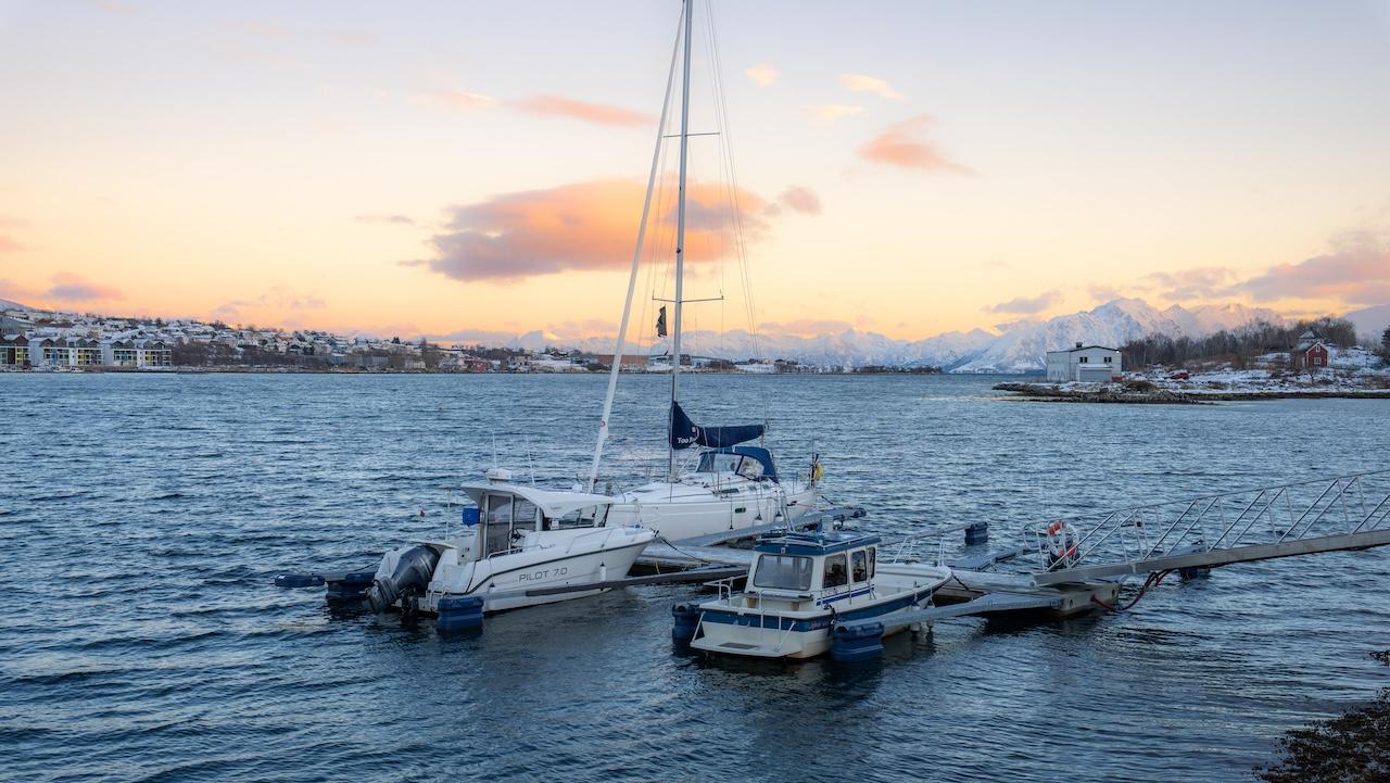 Havna som ligger rett ved leiligheten