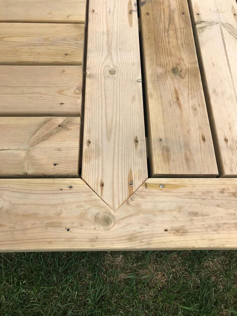 Sammenføyning terrassebord.