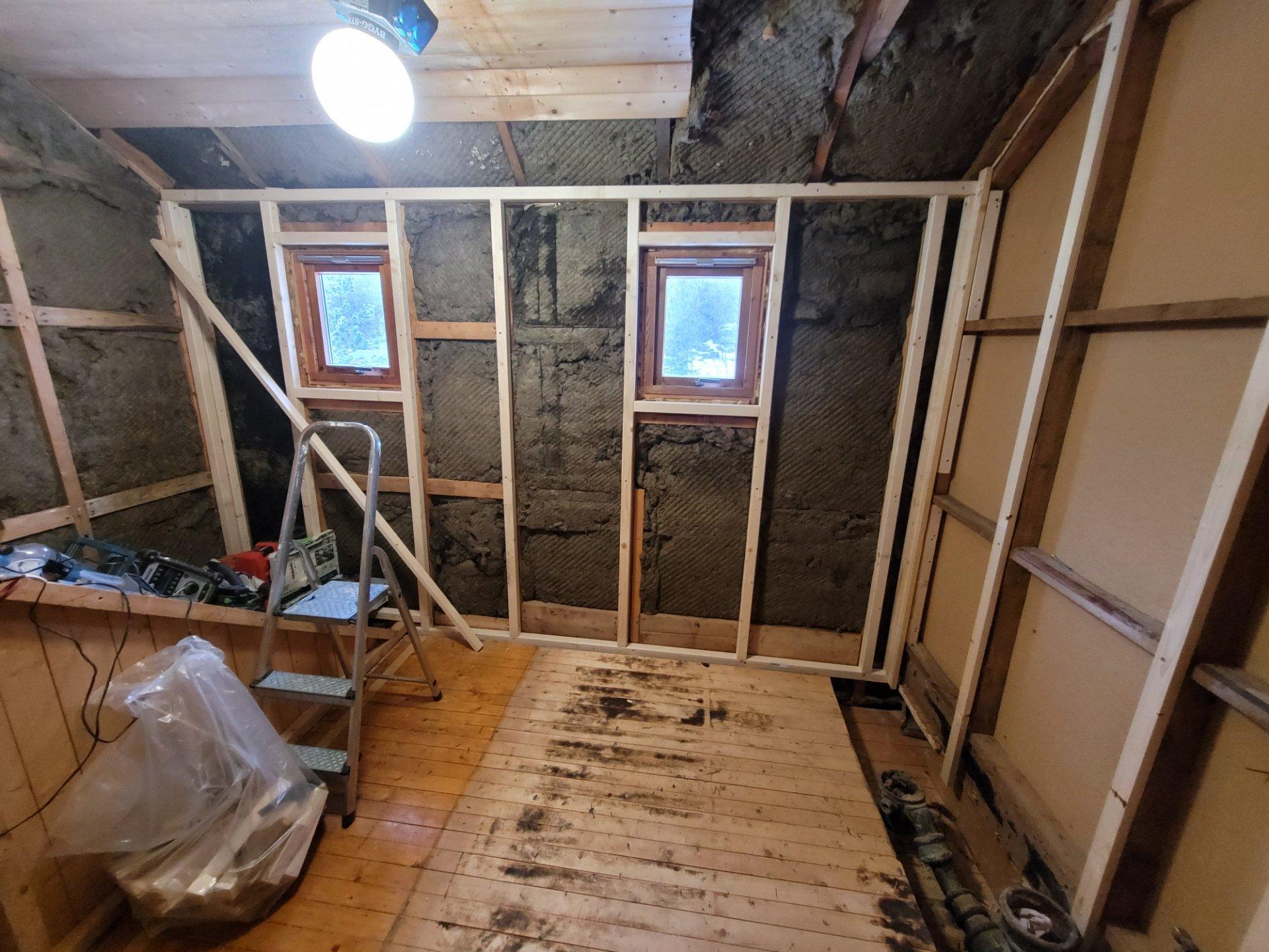 Før-bilde renovering av bad