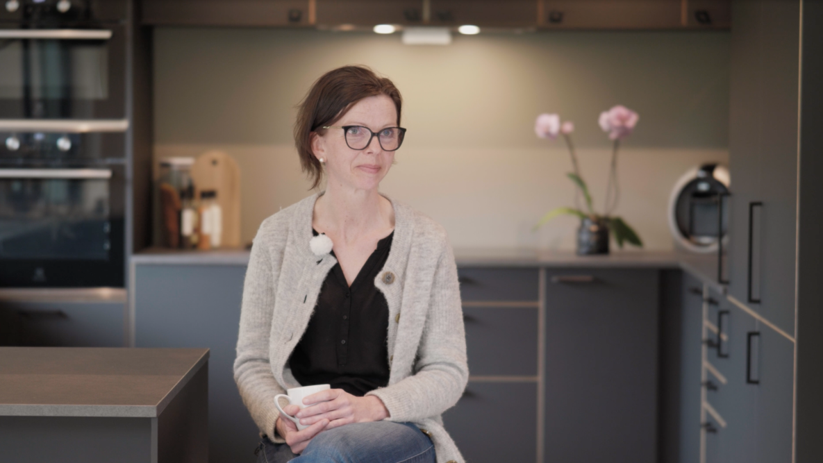 Ann-Torill bor i eneboligen Lun