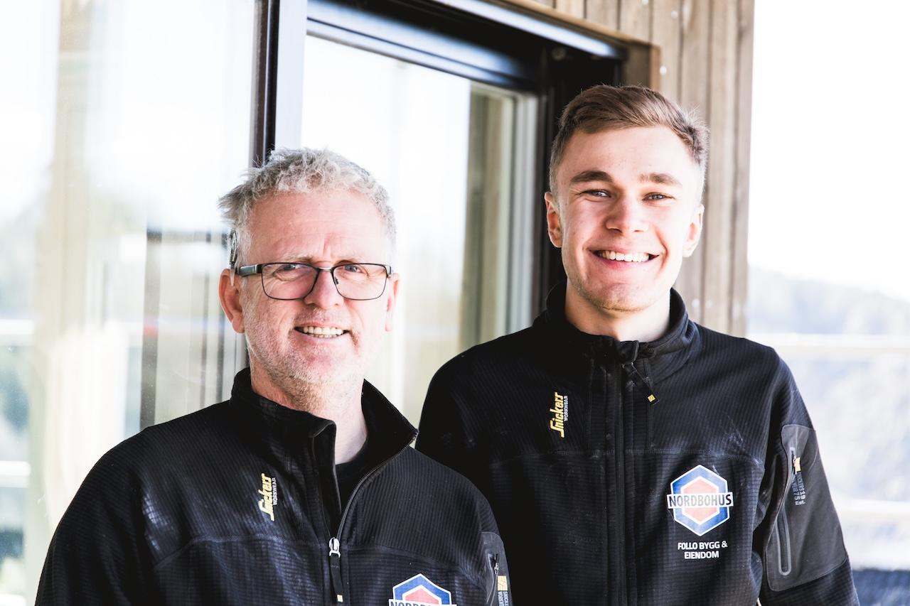 To håndverkere fra Nordbohus Follo Bygg og Eiendom