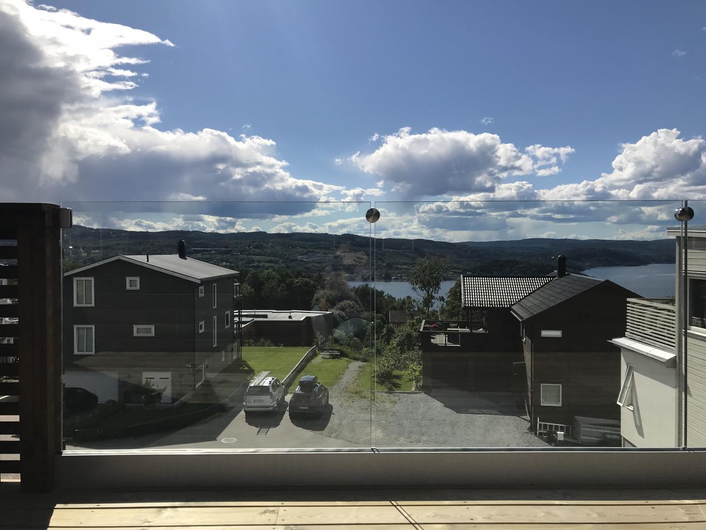 Glassrekkverk terrasse