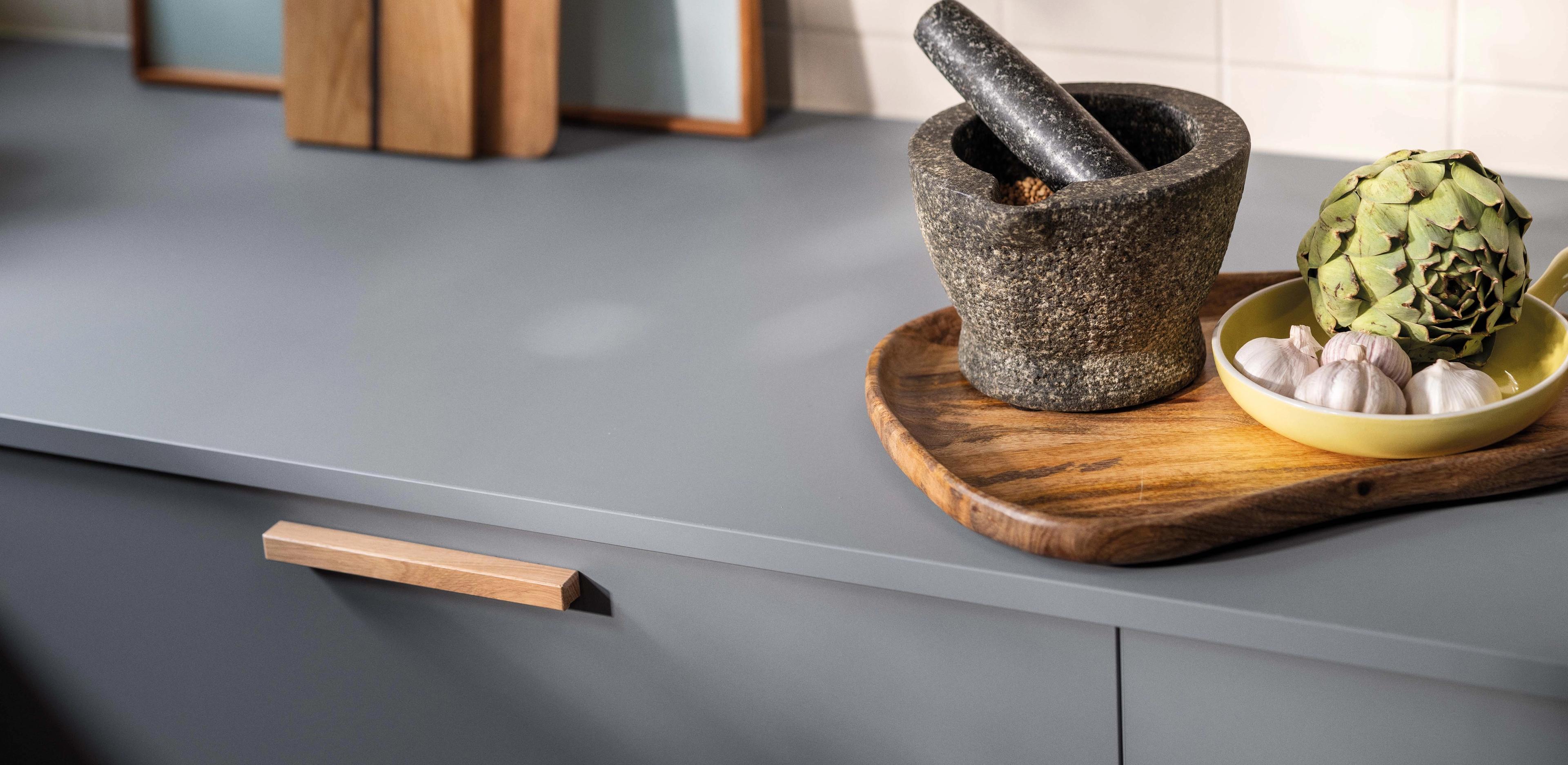 HTH benkeplate med matchende fronter