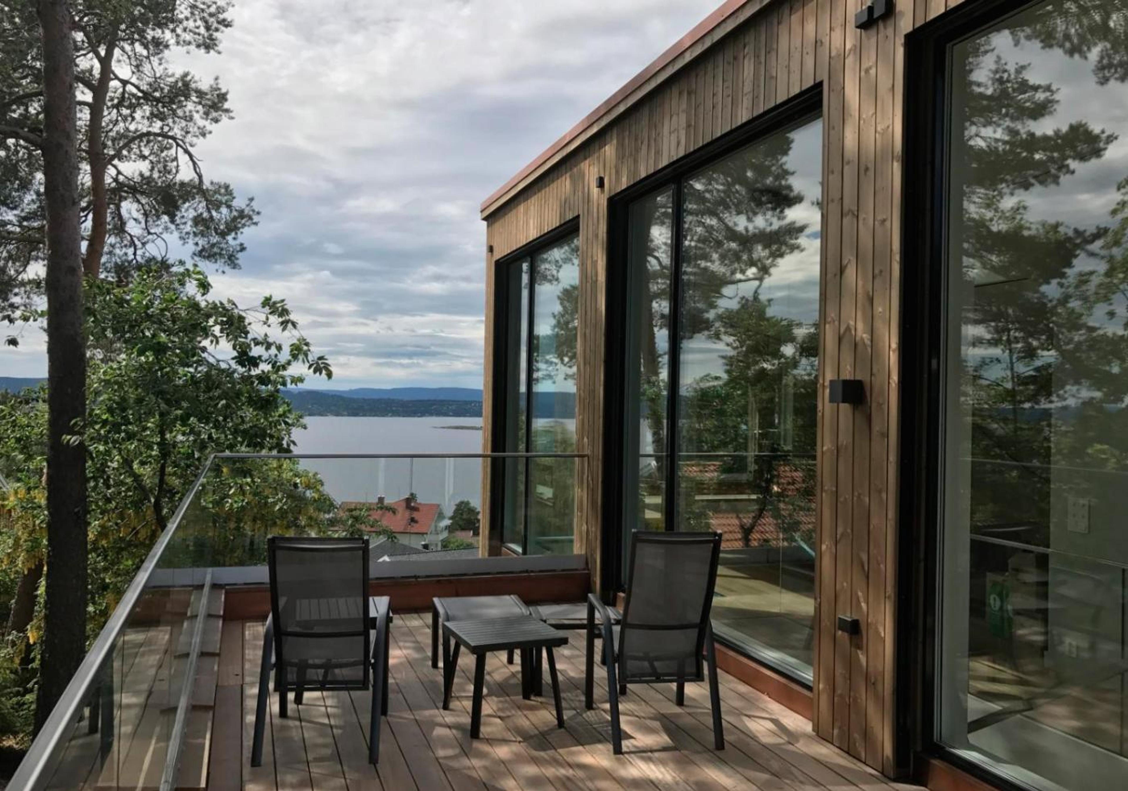 Bilde av terrasse på en arkitekttegnet enebolig fra Nordbohus Follo Bygg & Eiendom